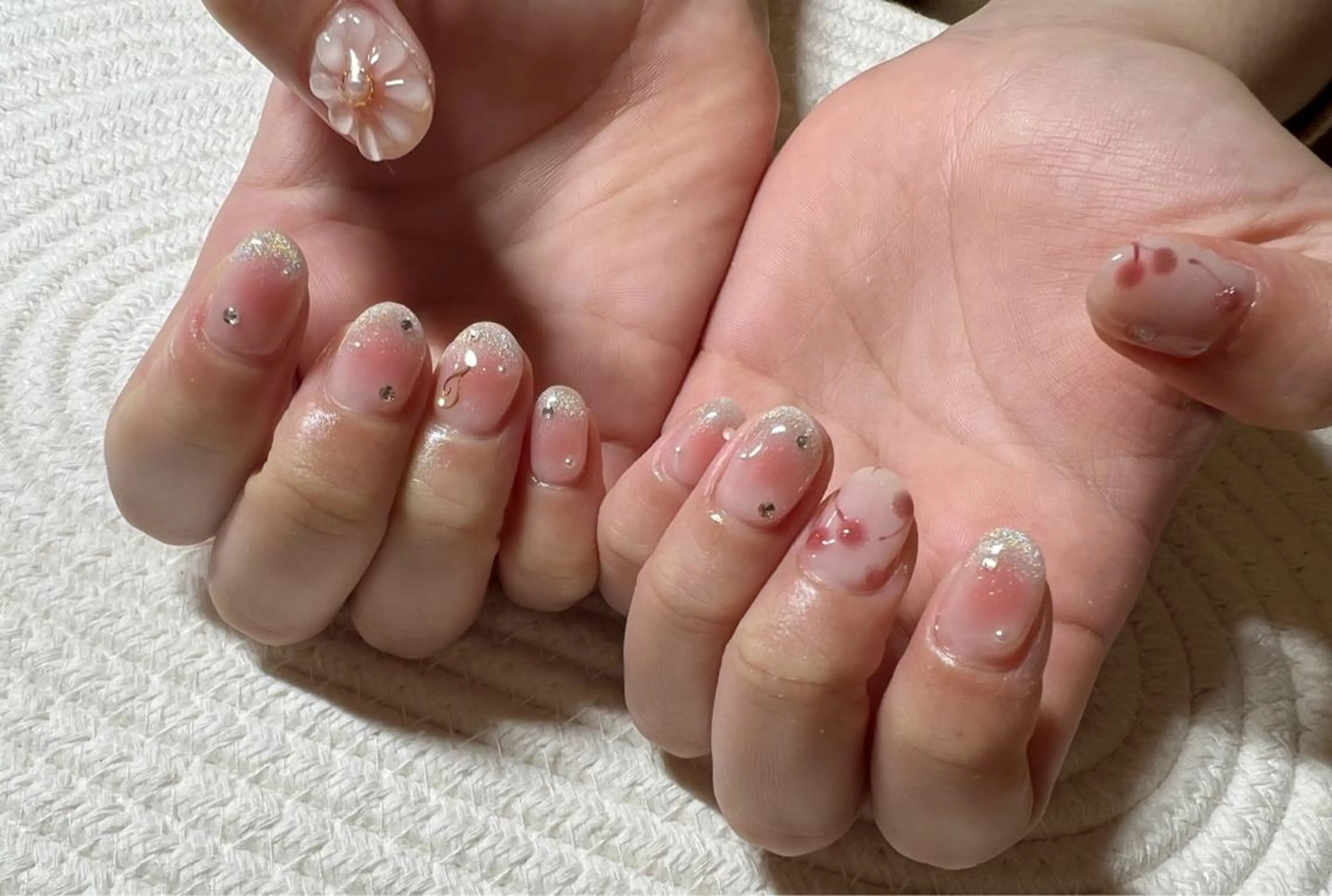 ネイル ハンドネイル liberté (リベルテ)のネイルデザイン