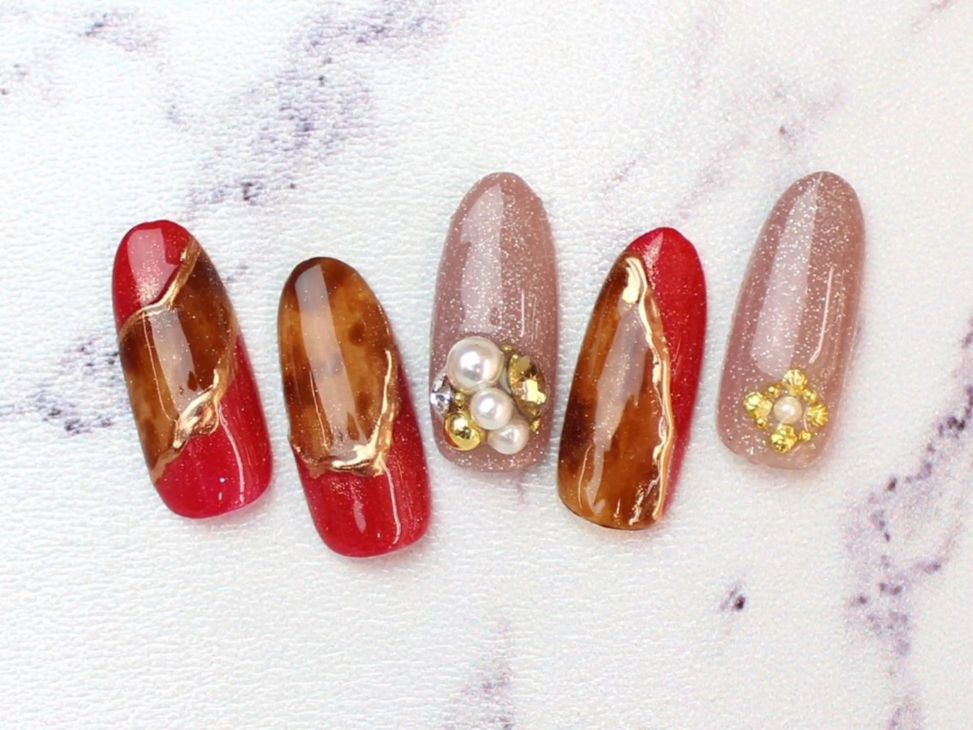 ネイル ゴージャス vimore ネイルサロンのネイルデザイン