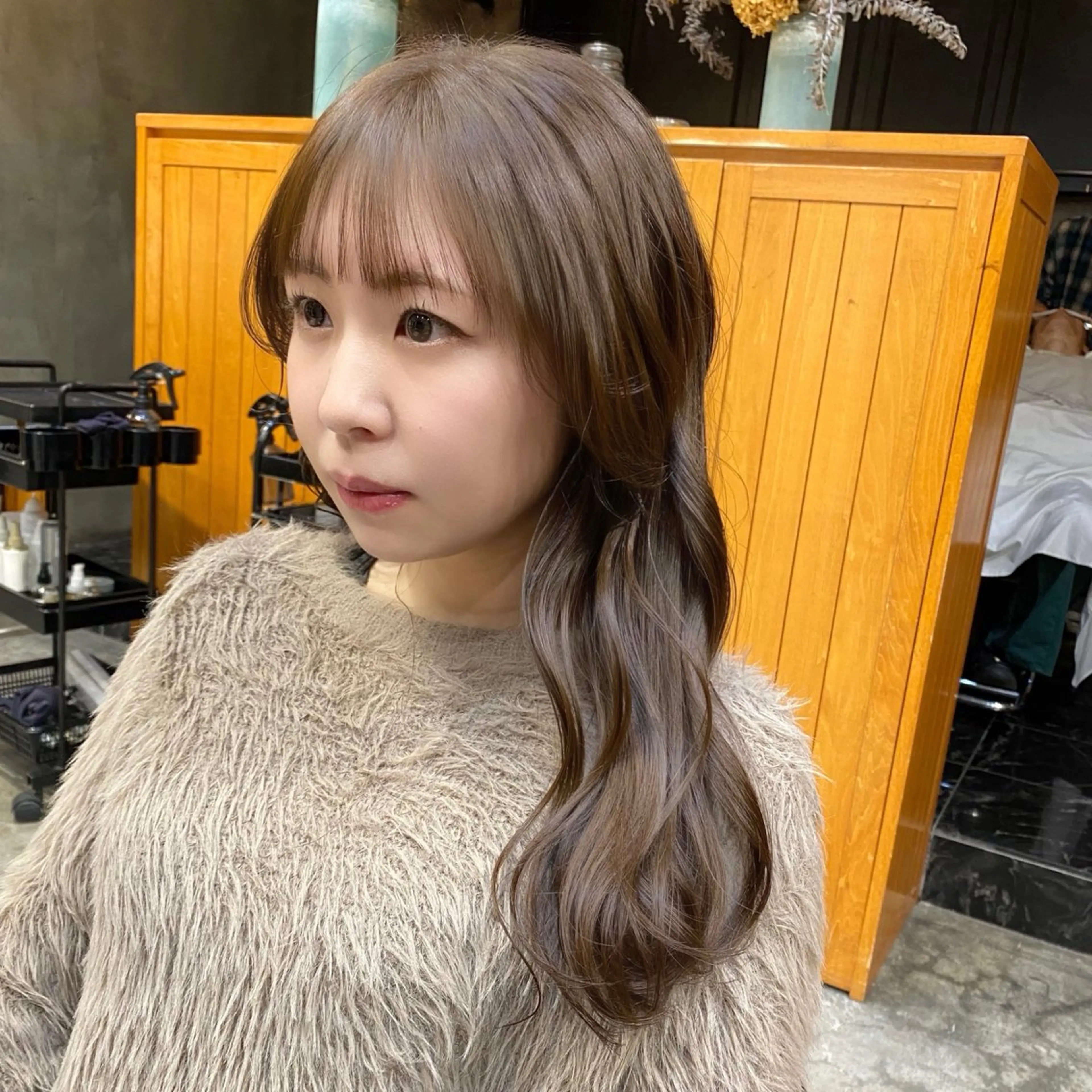 セミロング カラー ベージュカラー ブリーチ ダブルカラー ブリーチなしカラー カット ヘアカラー ブリーチなしダブル カラー🧸🐺陽介のヘアスタイル