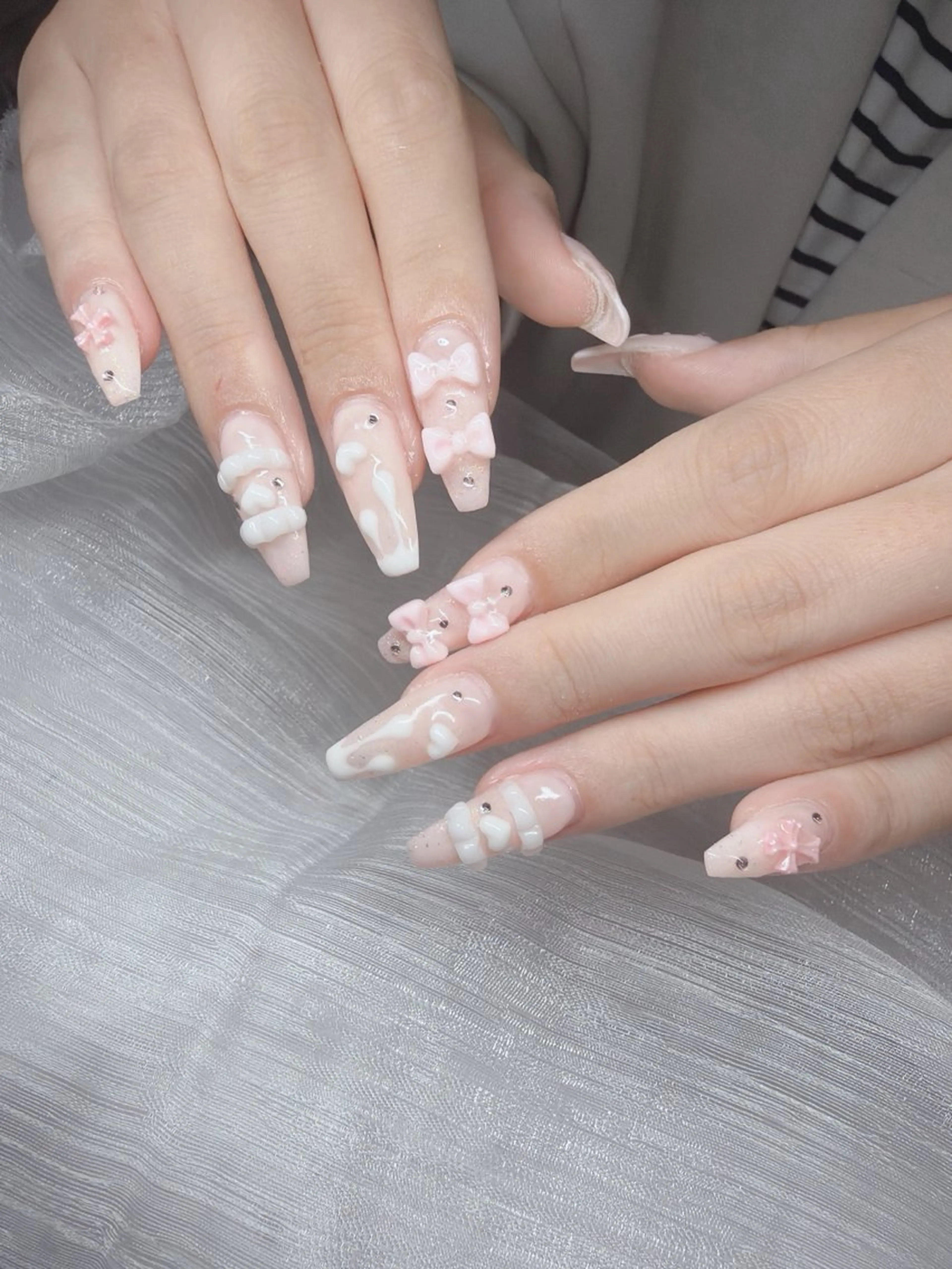 ネイル ハンドネイル Lee Nailsのネイルデザイン
