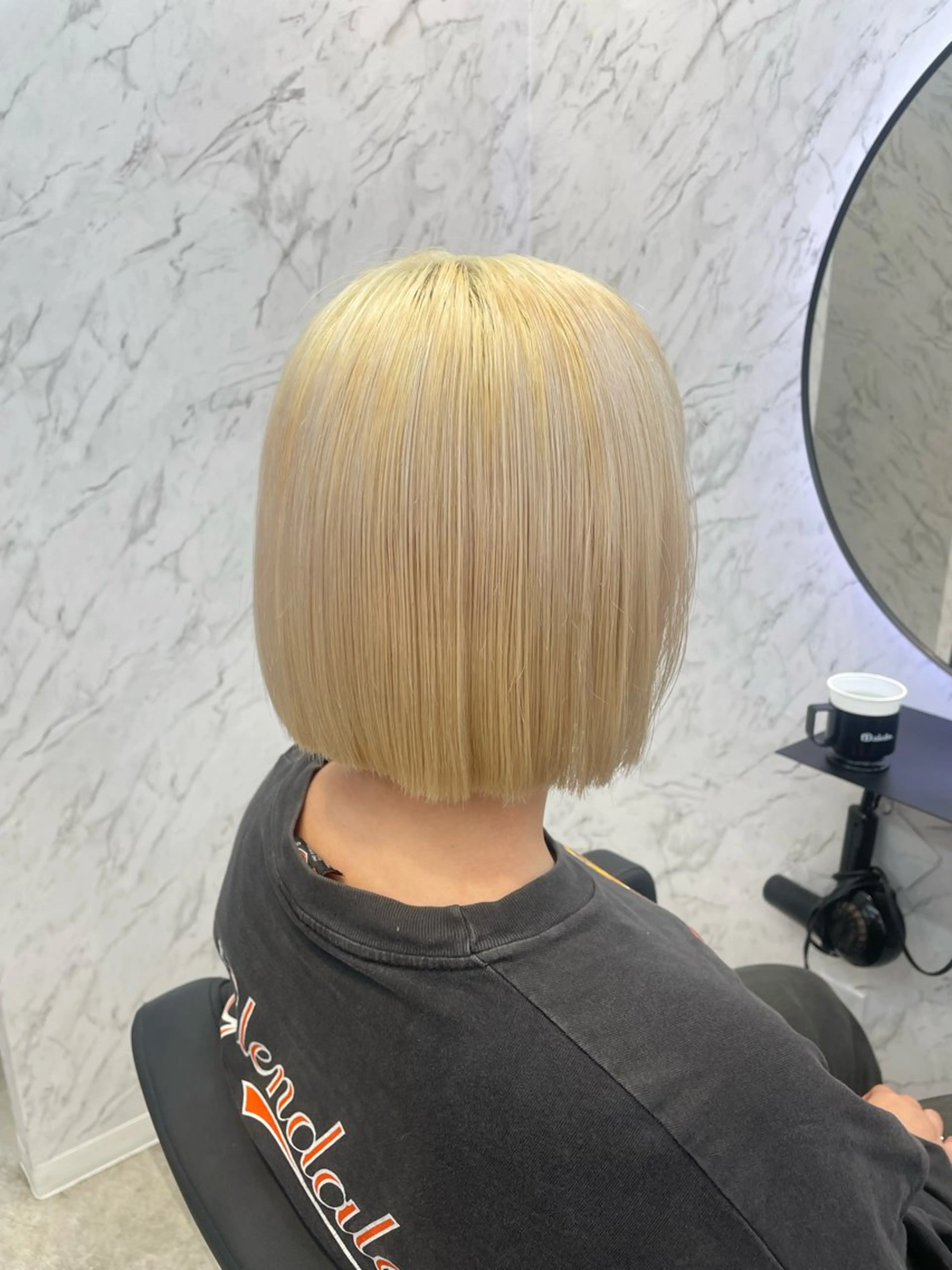 ミディアム カラー 抜きっぱなしブロンド ブロンド ヘアカラー hair salon dot. mooda 韓国風サロン 町田店所属・韓国風ヘア🎀🩶 /♡𝓝𝓸𝓪♡のヘアスタイル