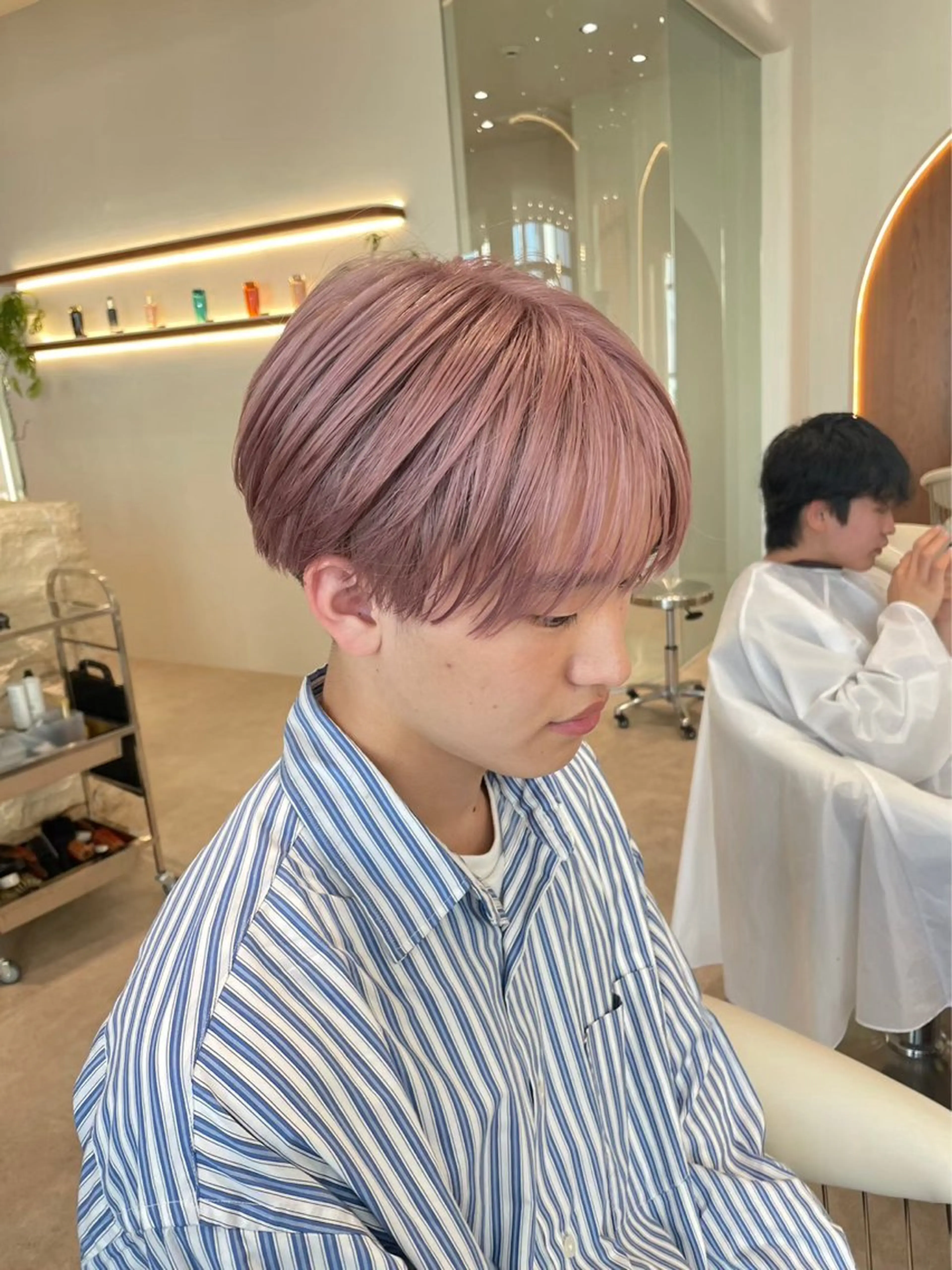 ショート カラー カット ヘアカラー ㊙️レイヤーカット 透明感カラーゆな㊙️のヘアスタイル