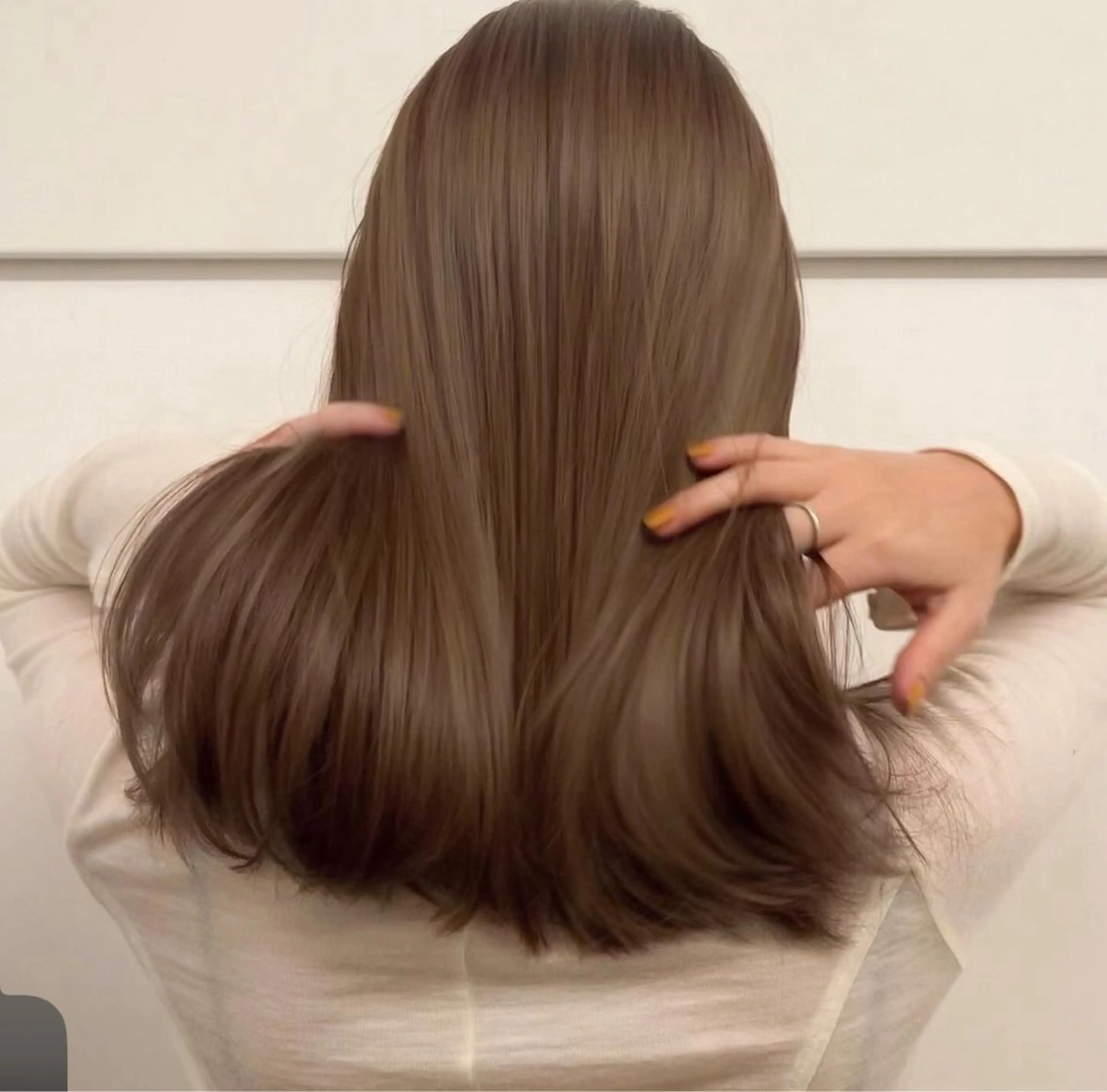 ミディアム カラー ベージュカラー カット ヘアカラー ボブ/ポイントパ ーマ大阪梅田/みなみのヘアスタイル