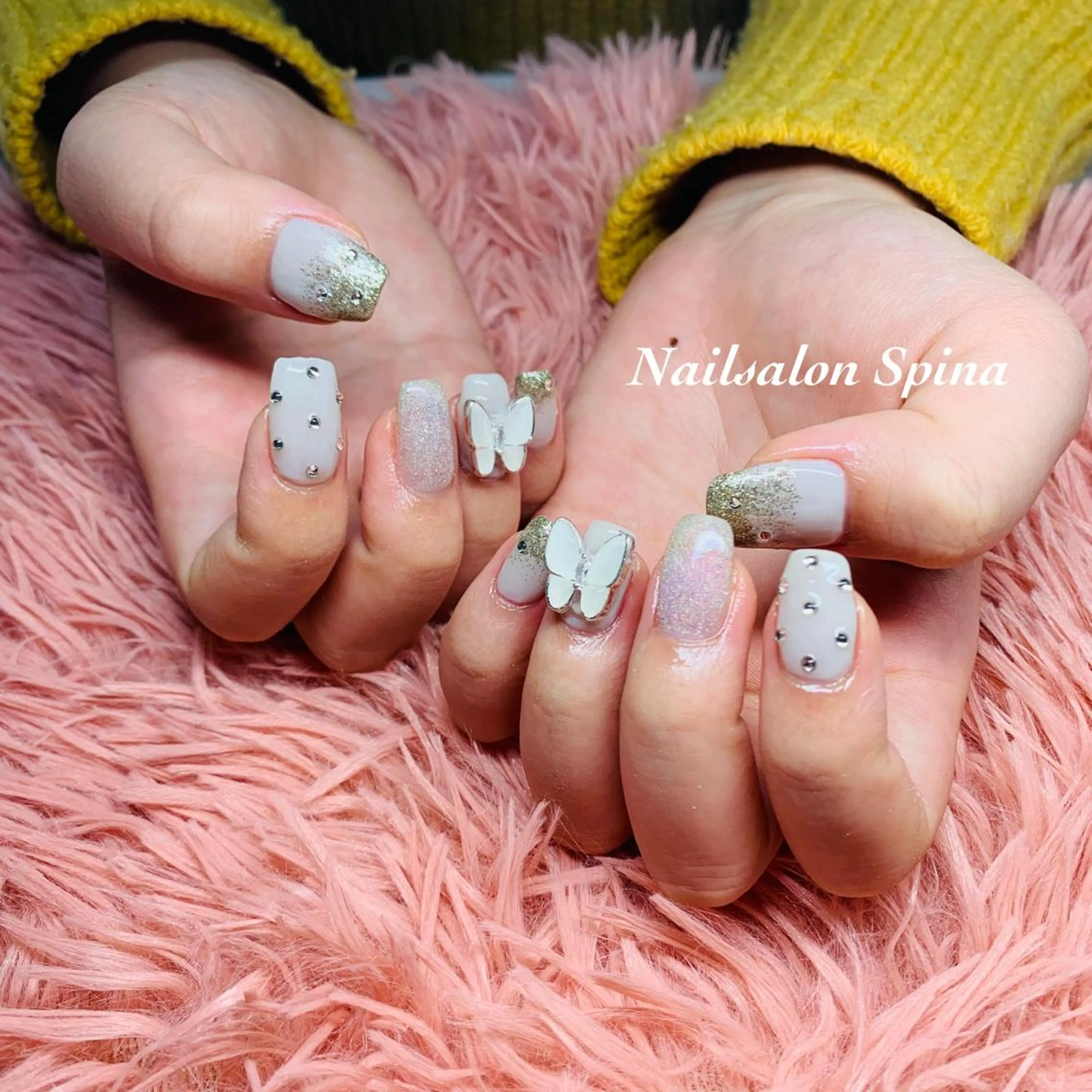 ネイル アートネイル ジェルネイル グラデーション 韓国ネイル ラメ(グリッター) Nailsalon Spina 琴美のネイルデザイン