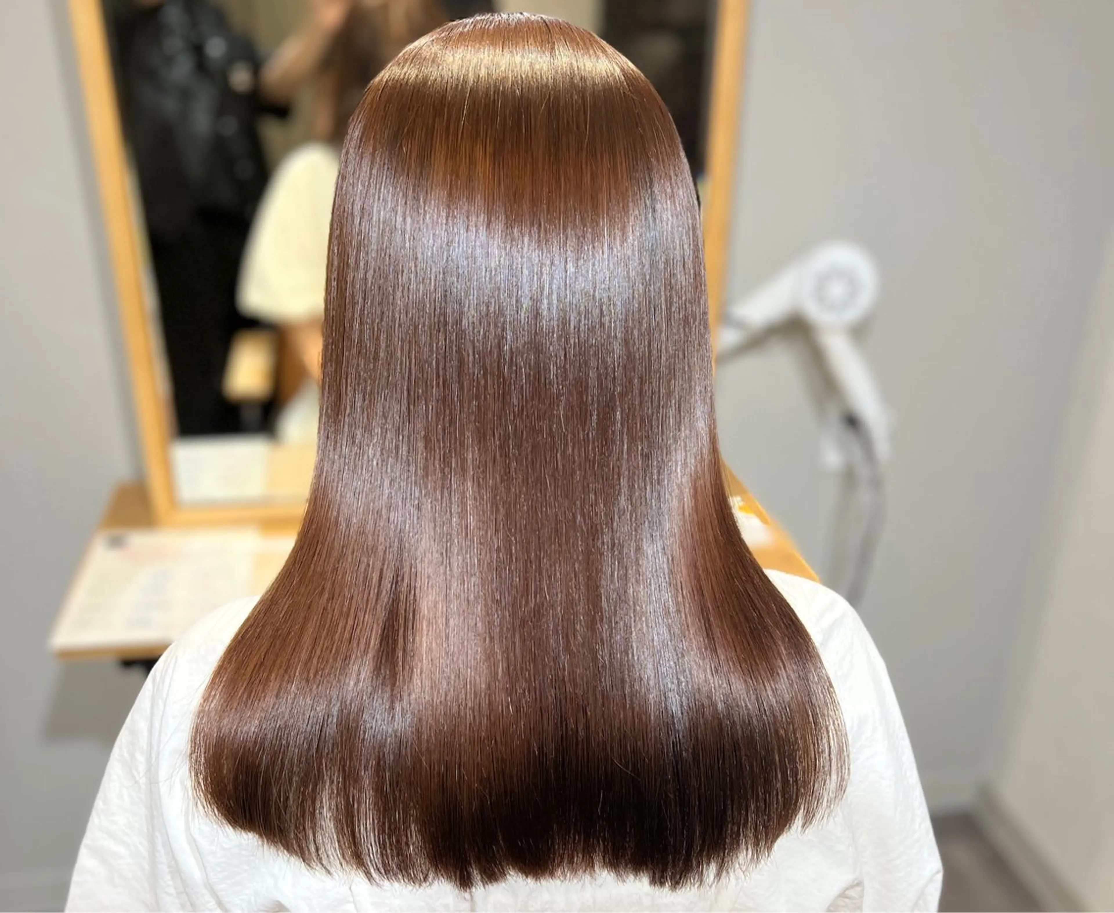 セミロング ヘアカラー 縮毛矯正 トリートメント ノンダメージサロン（R）鹿児島谷山店所属・松木 小桜のヘアスタイル