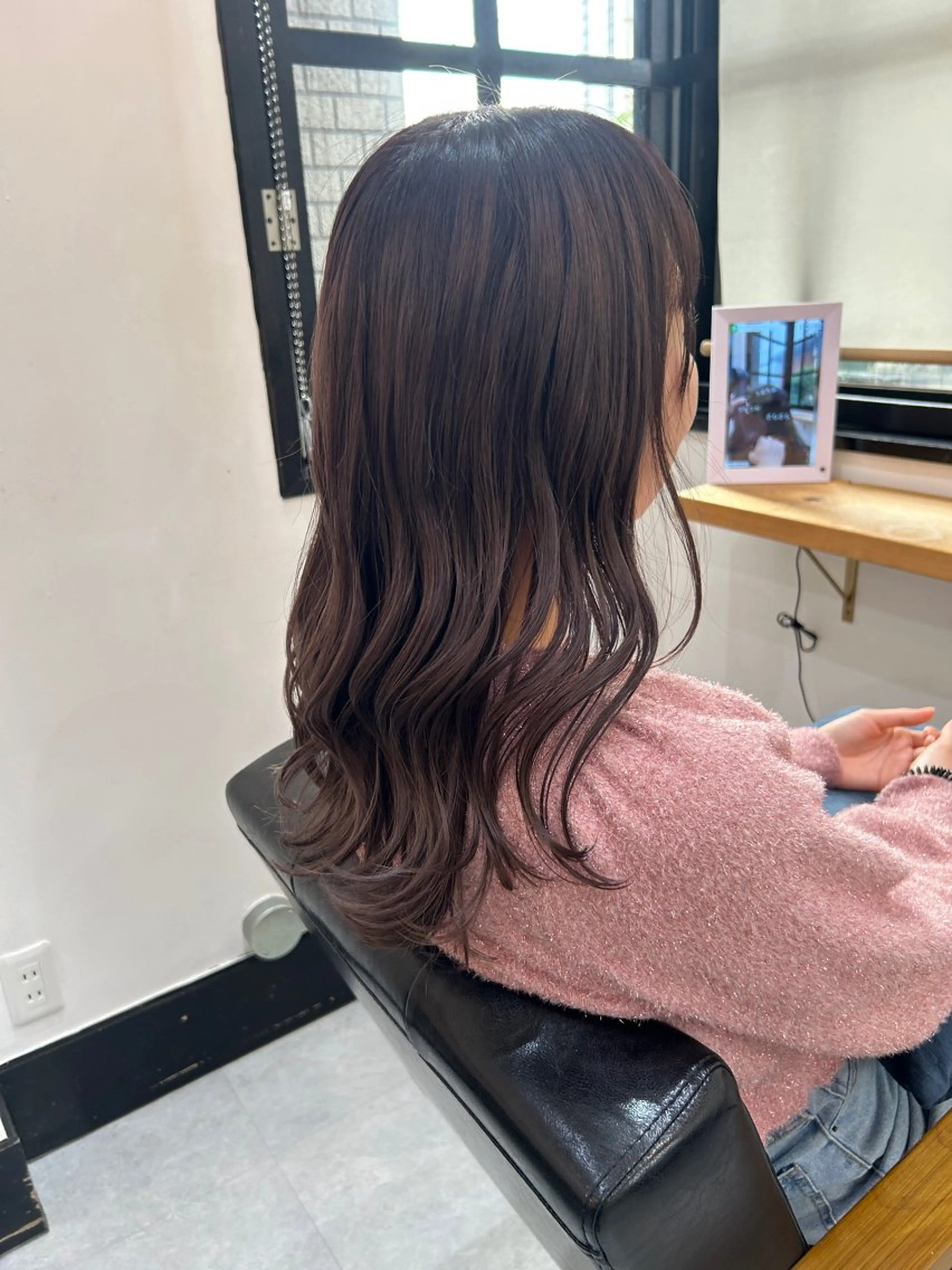 ロング ヘアカラー トリートメント CARICIA 白木 由里加のヘアスタイル