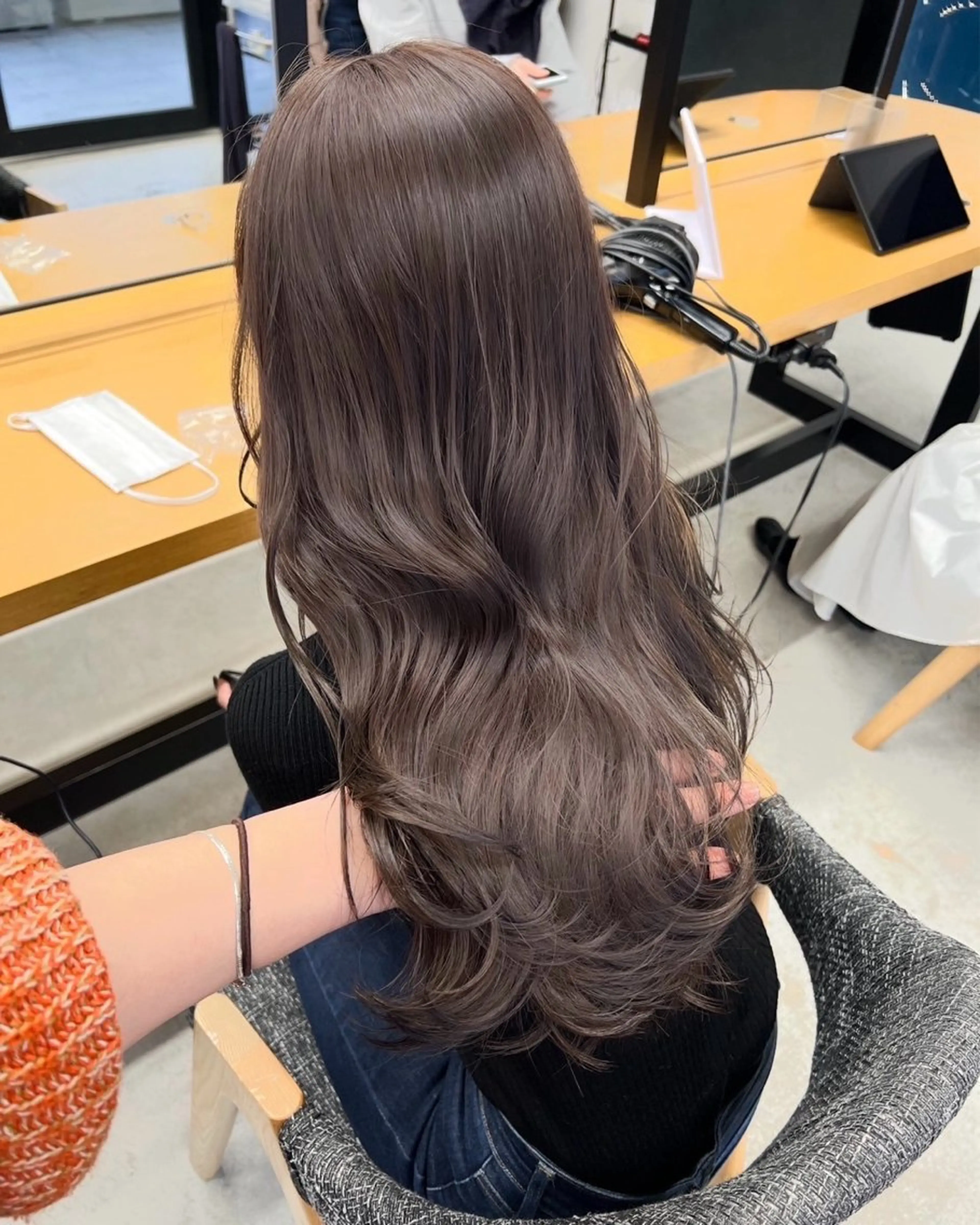 ミディアム カラー ベージュカラー ブリーチ ブラウンカラー チョコレートブラウン 透明感カラー ✨髪質改善 縮毛矯正 艶髪 立川 コウキ✨のヘアスタイル