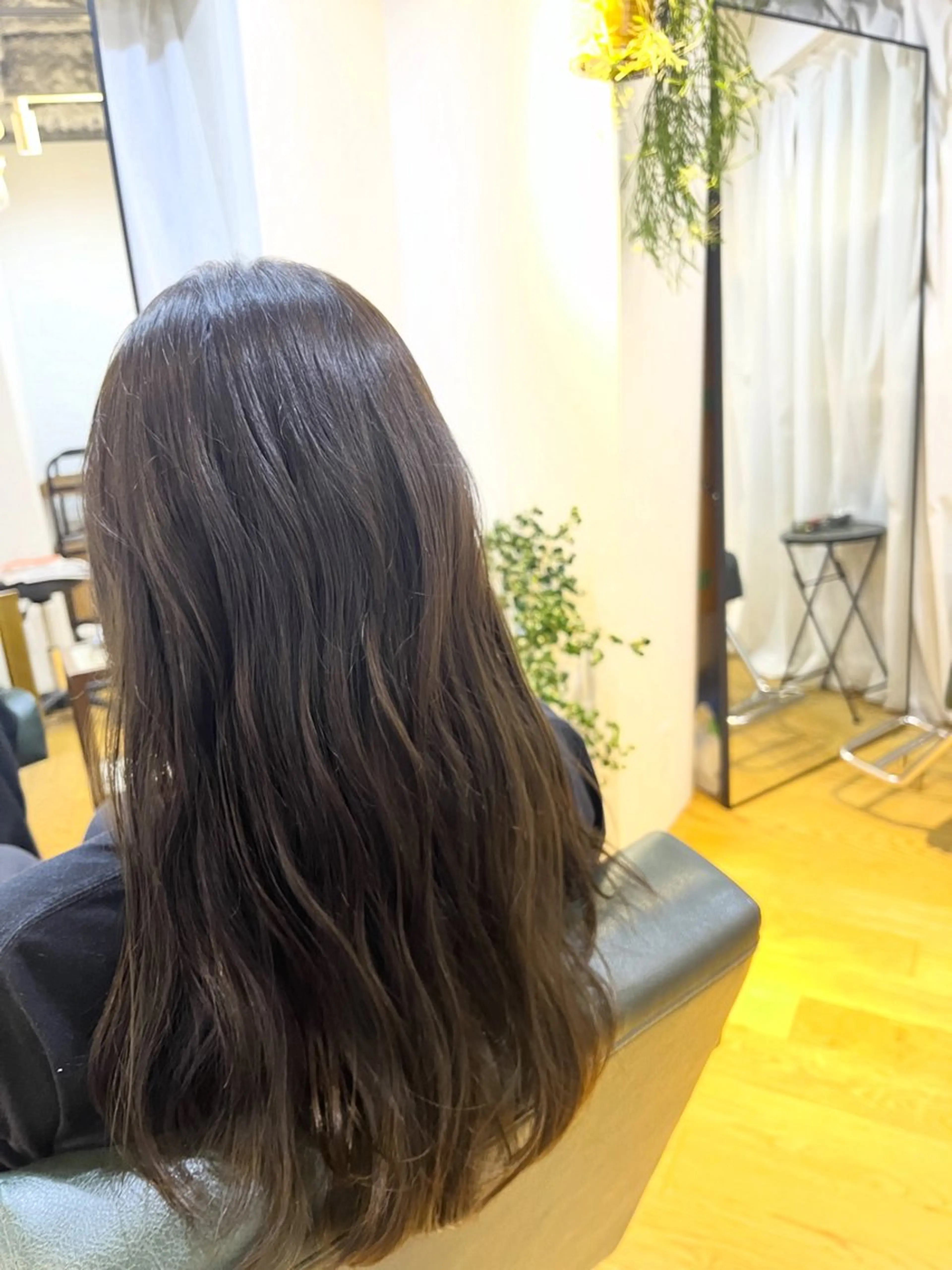 カラー ベージュカラー ヘアカラー トリートメント 岡 千尋のヘアスタイル