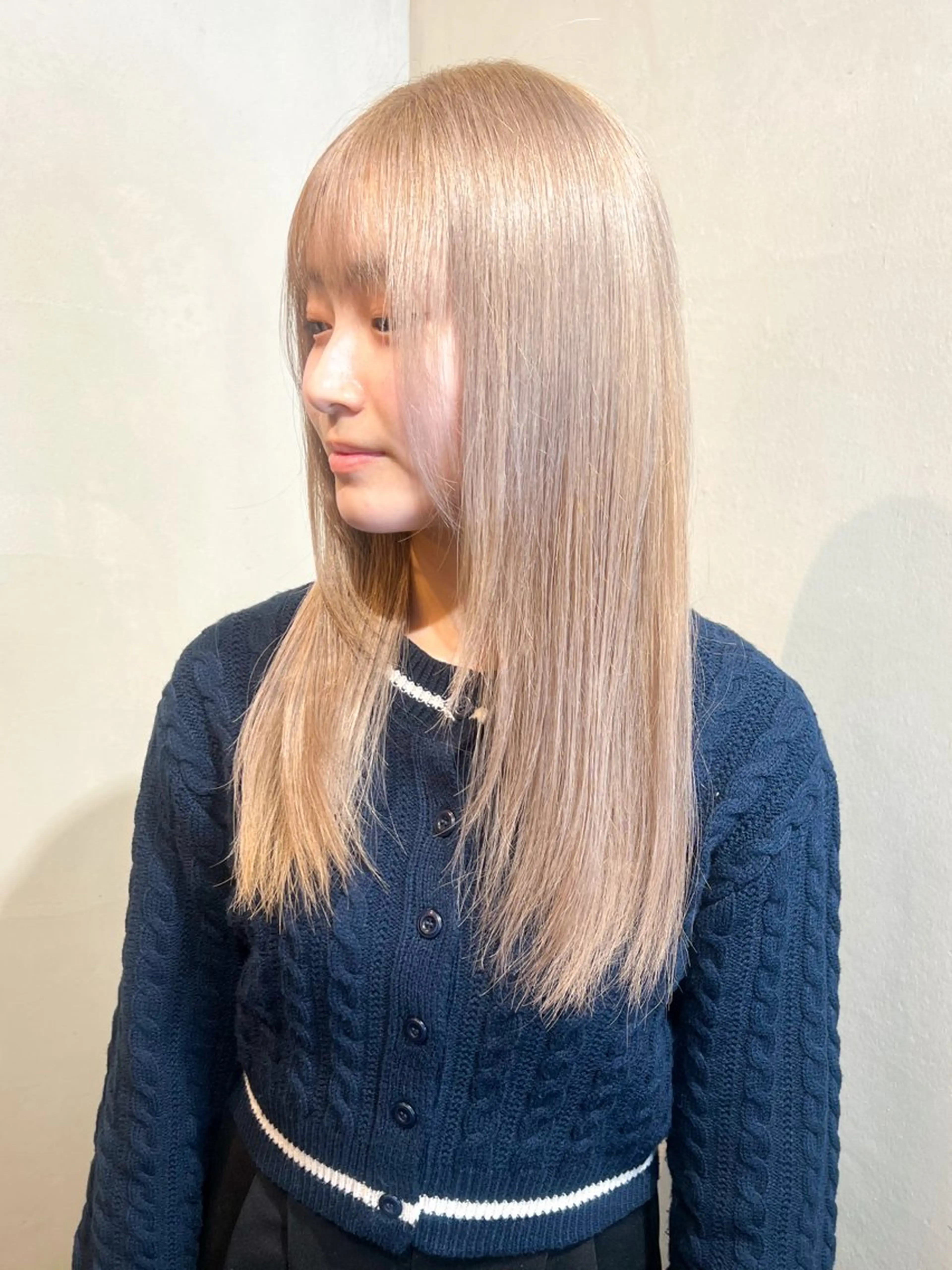 セミロング カラー ヘアカラー トリートメント Aya/四条烏丸/ インナーカラーのヘアスタイル