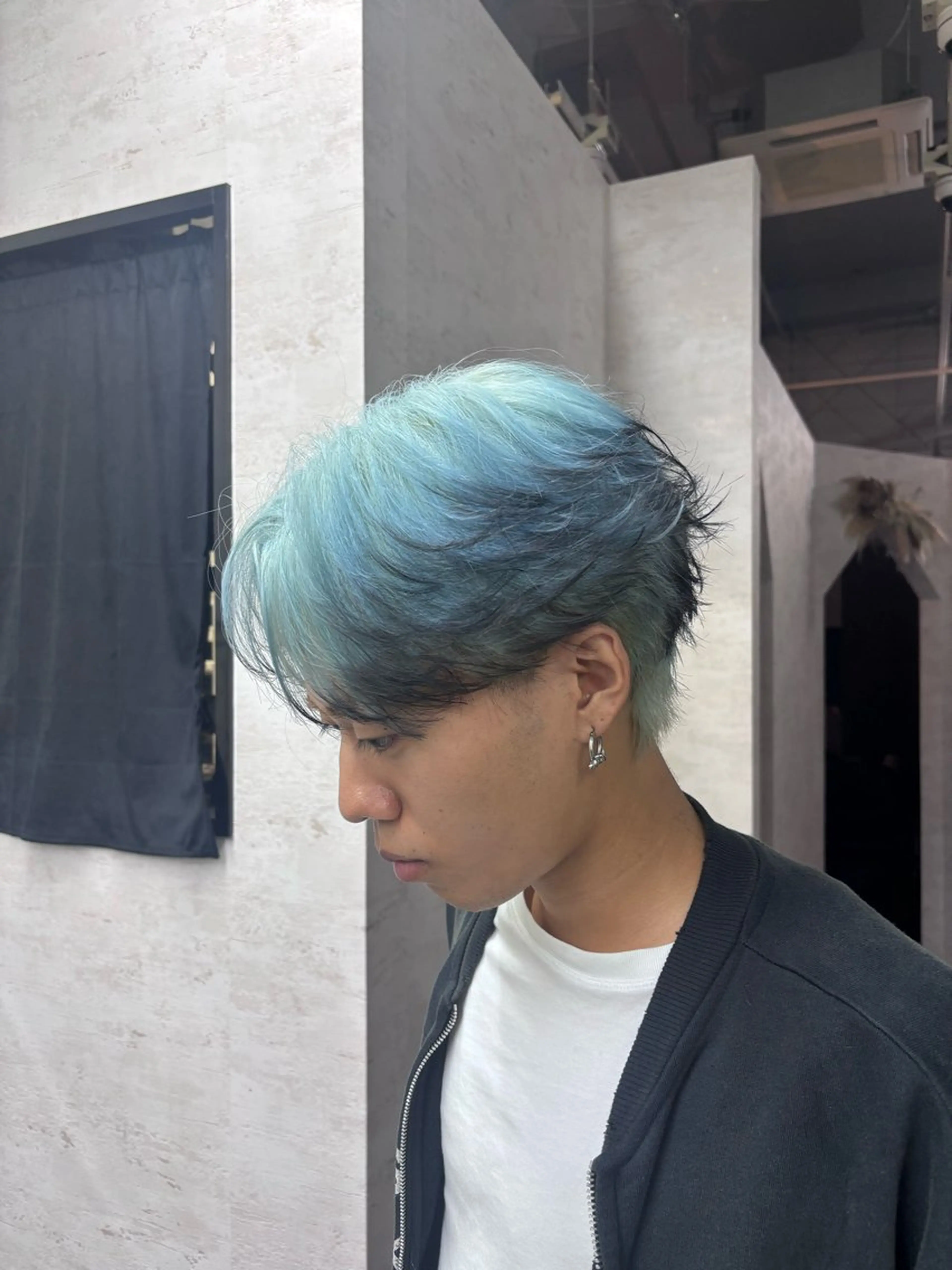 メンズ メンズブリーチ カット ヘアカラー トリートメント Lay/カラーリスト Myuukaのヘアスタイル
