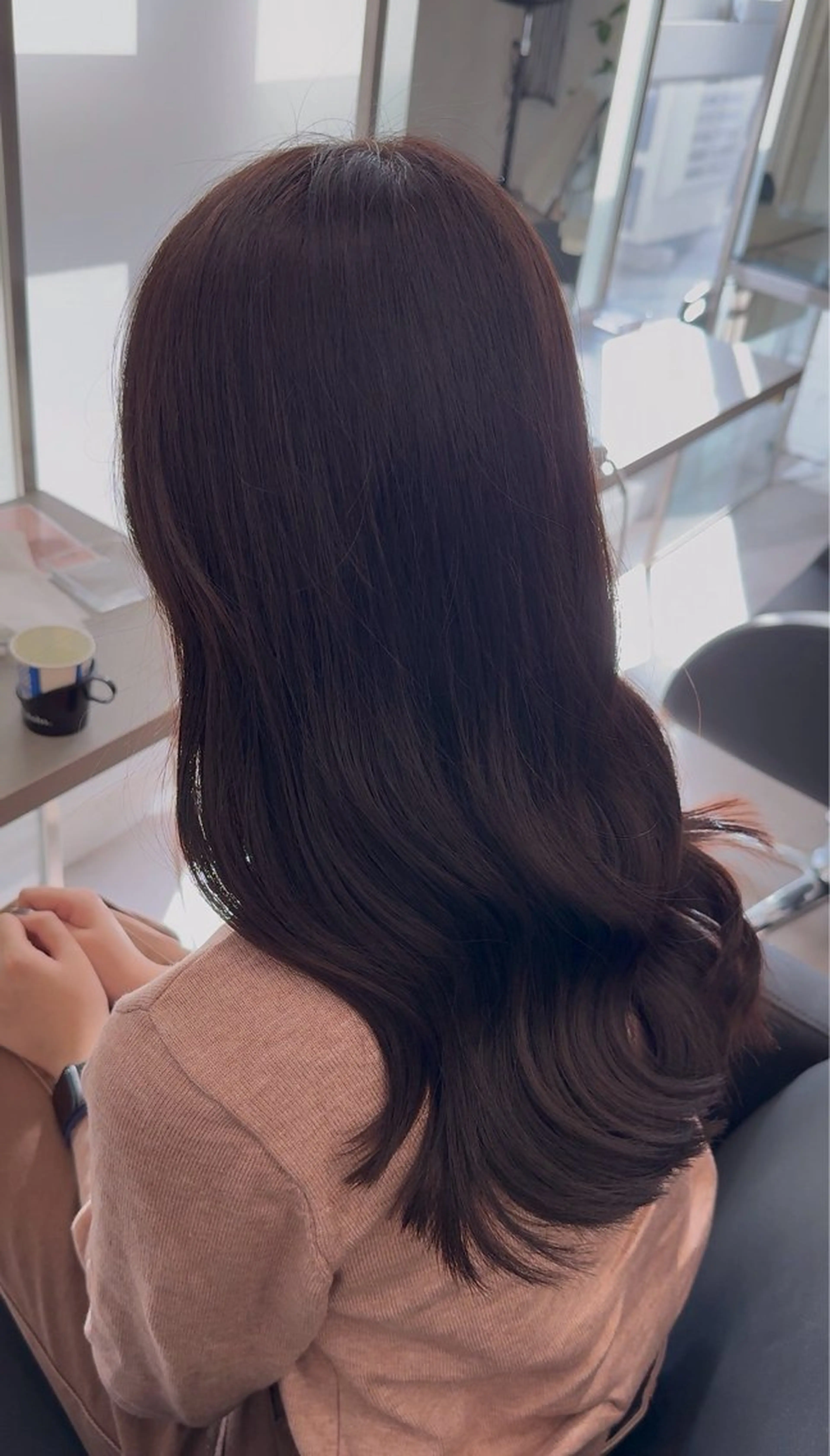 ロング カラー カット ヘアカラー ひろせ ちかなのヘアスタイル