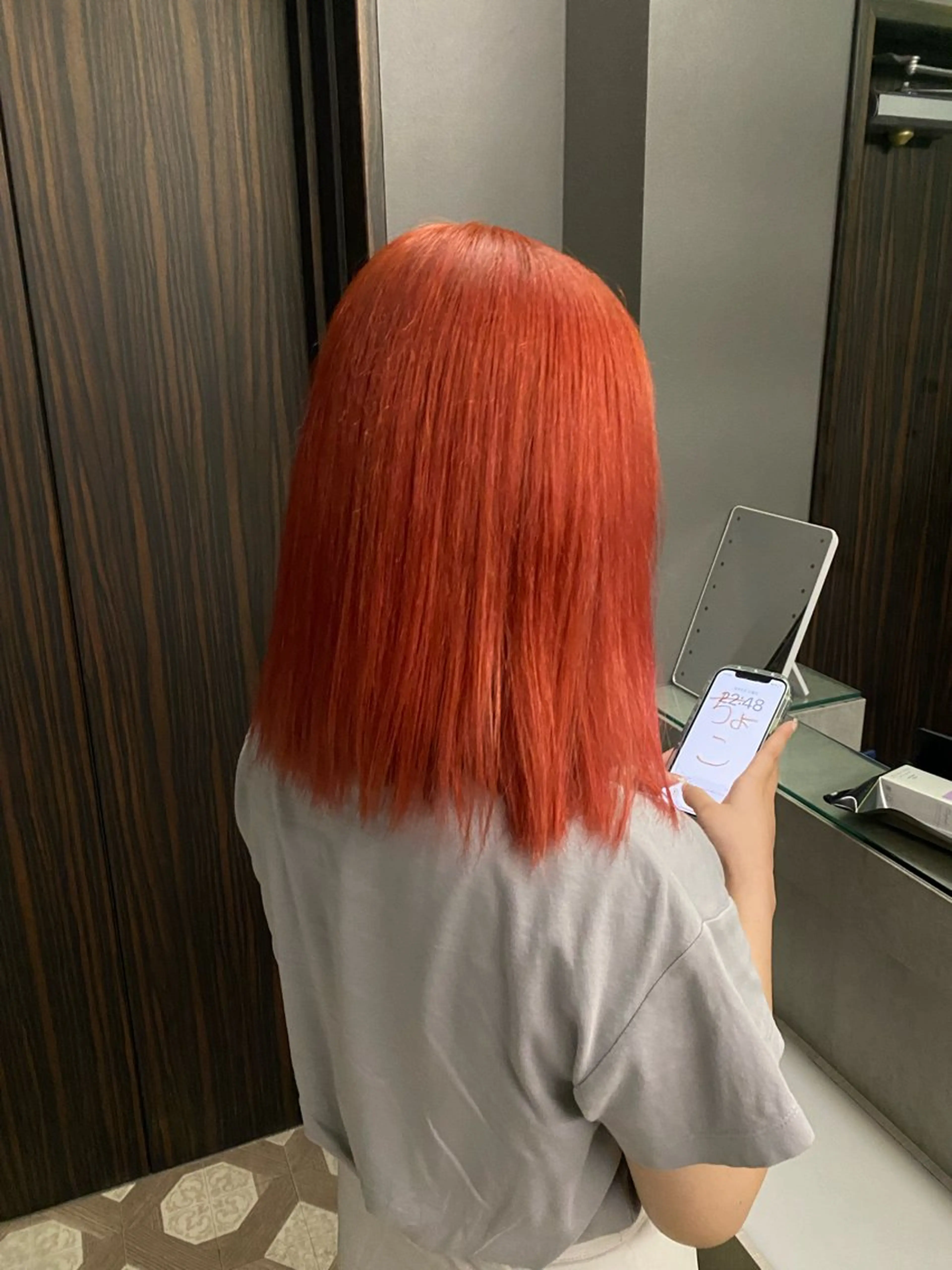 セミロング カラー ヘアカラー トリートメント noa 寒色系カラーブリーチのヘアスタイル