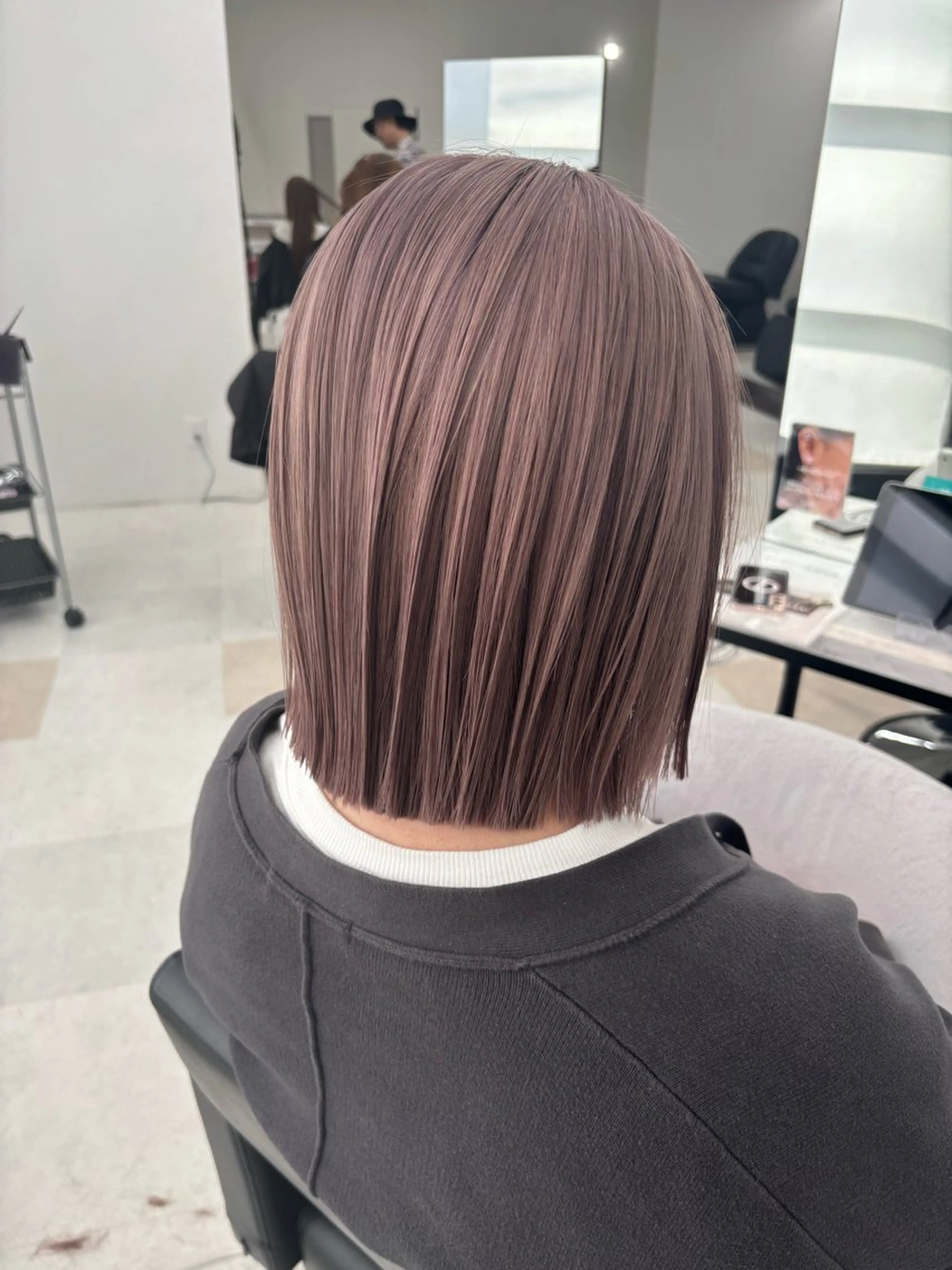 ミディアム ビーシャンス あおいのヘアスタイル
