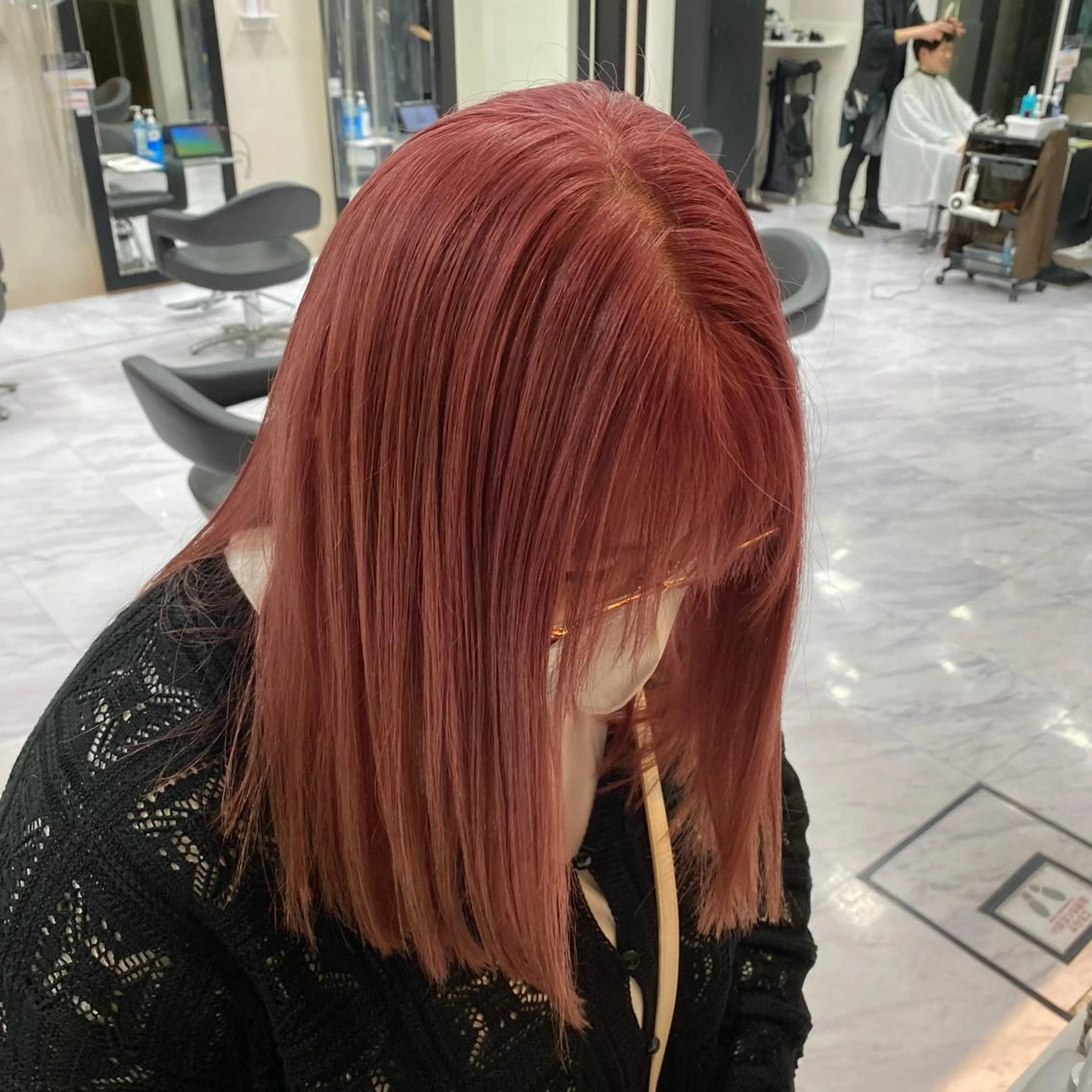 カラー ピンクカラー 近江 莉佳の眉毛・アイブロウイメージ