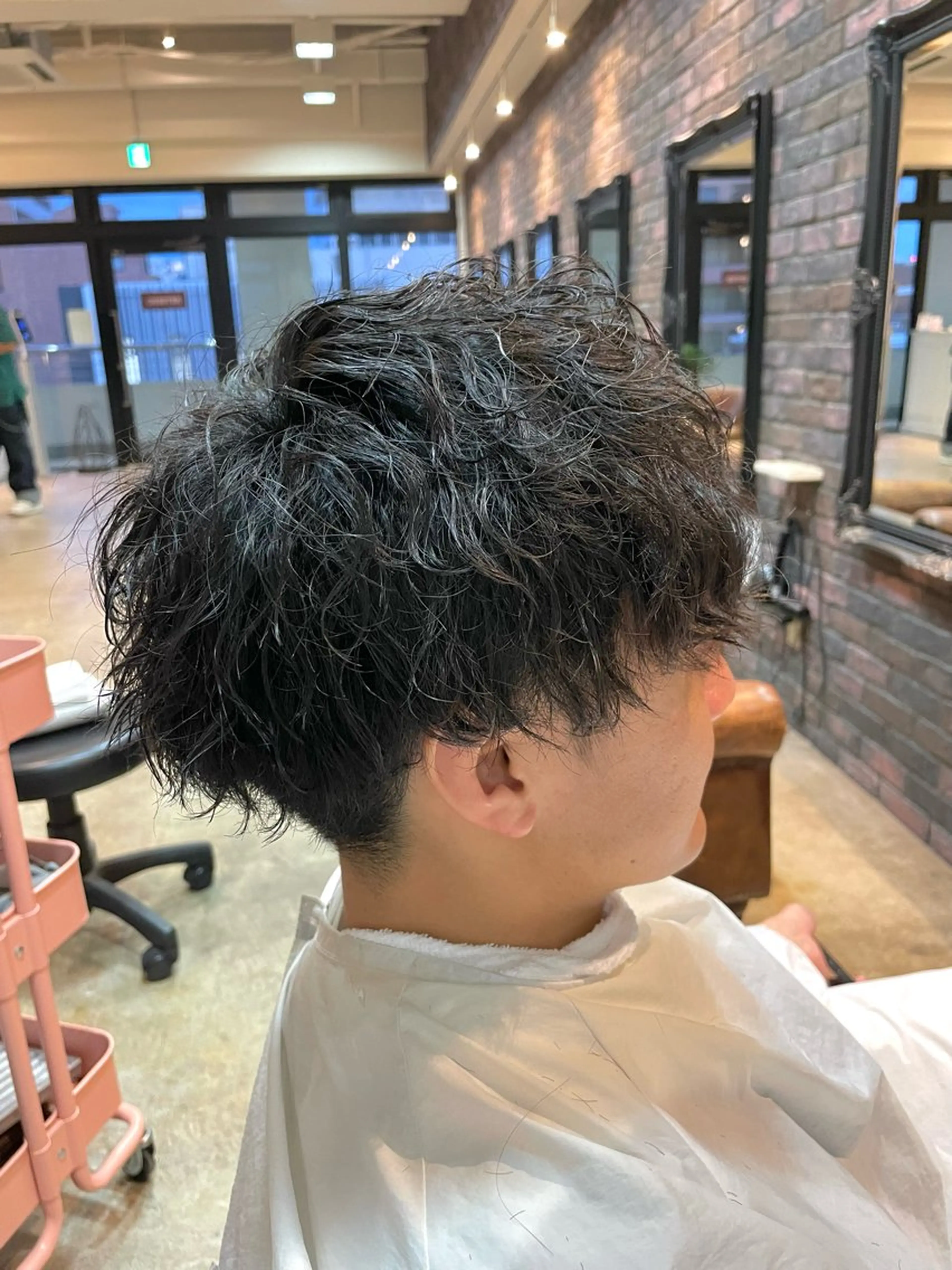 パーマ メンズ カット パーマ トリートメント 西村 れいのヘアスタイル