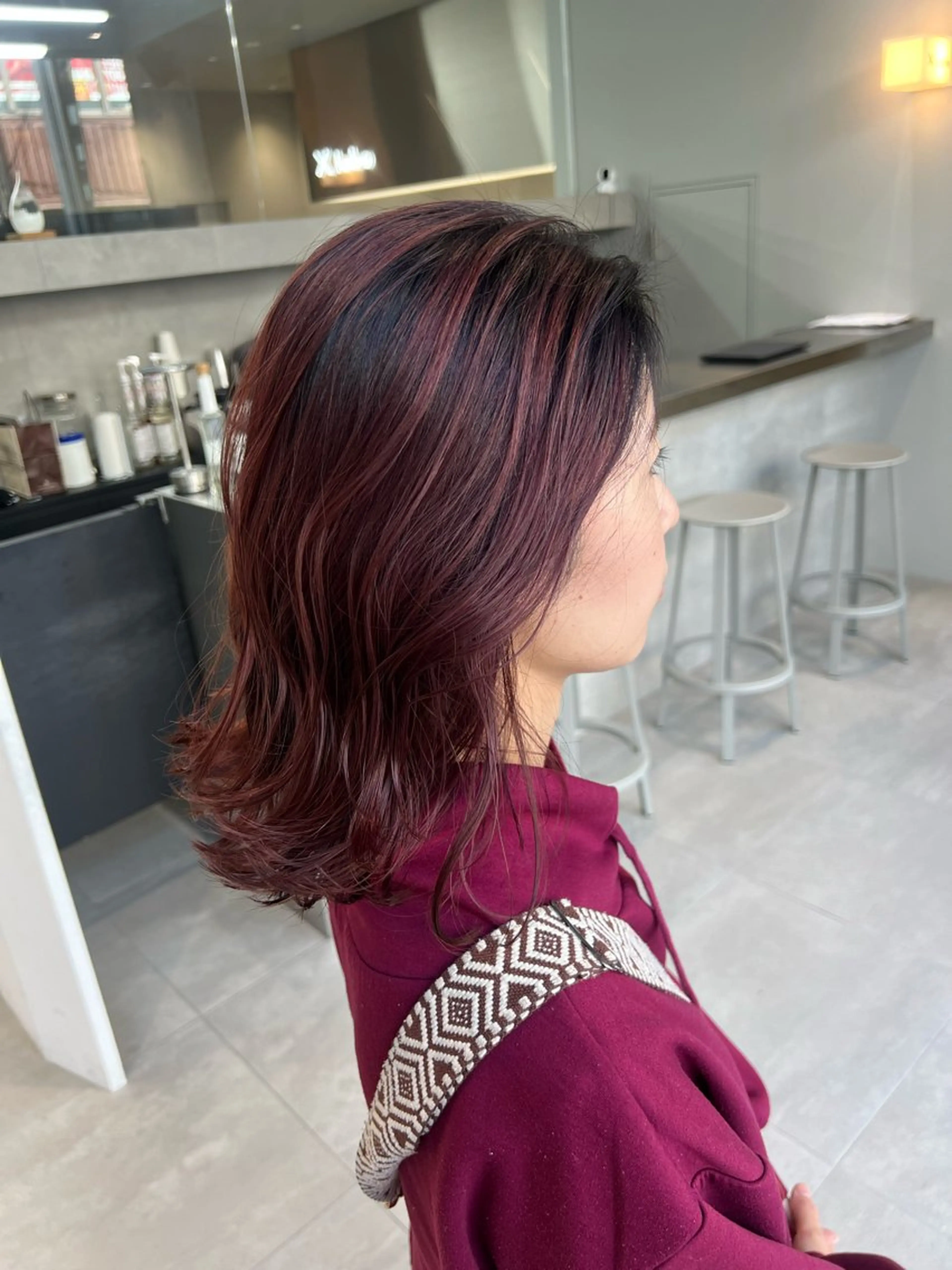 ミディアム カラー カット ヘアカラー トリートメント 当日予約OK レイヤーカット/艶髪のヘアスタイル