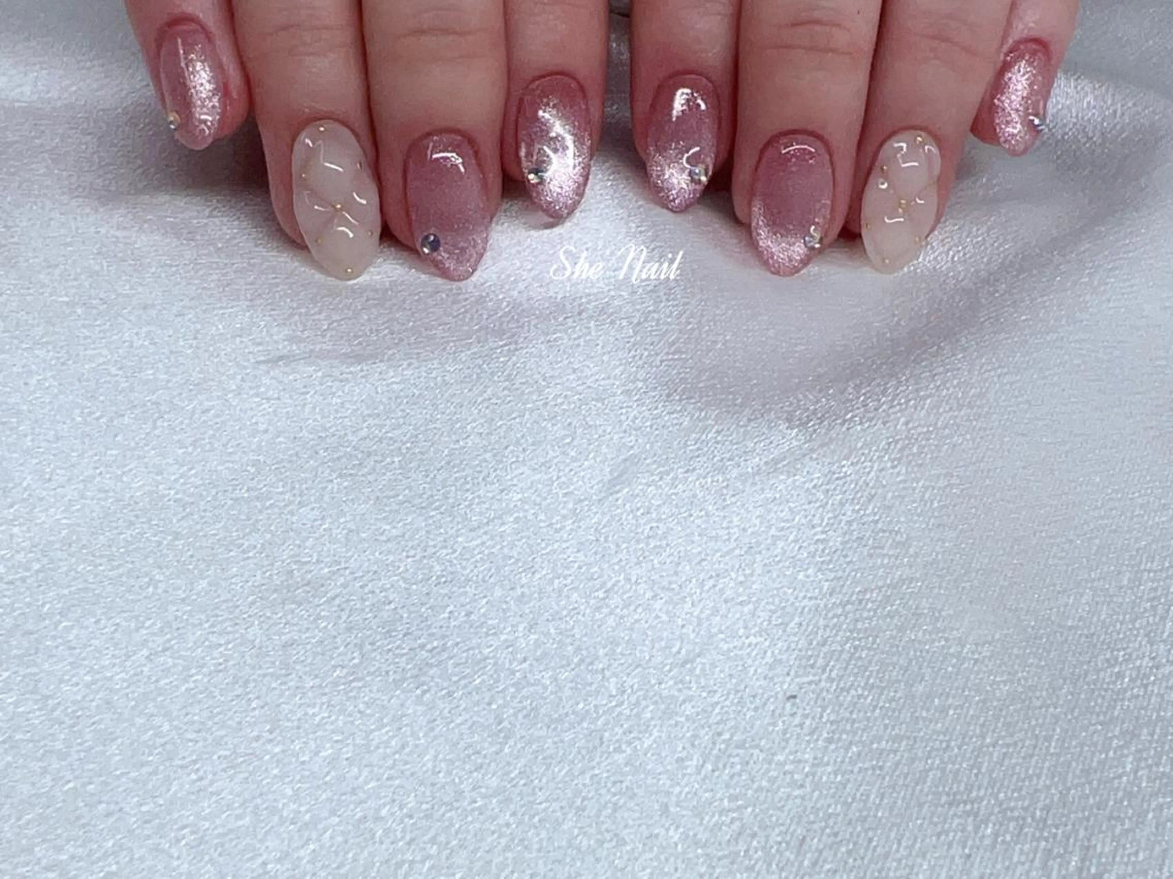 ネイル チークネイル 長さ出し フレンチネイル ガラスフレンチ 卒業式 She   Nail所属・ISA_ BELLAのネイルデザイン