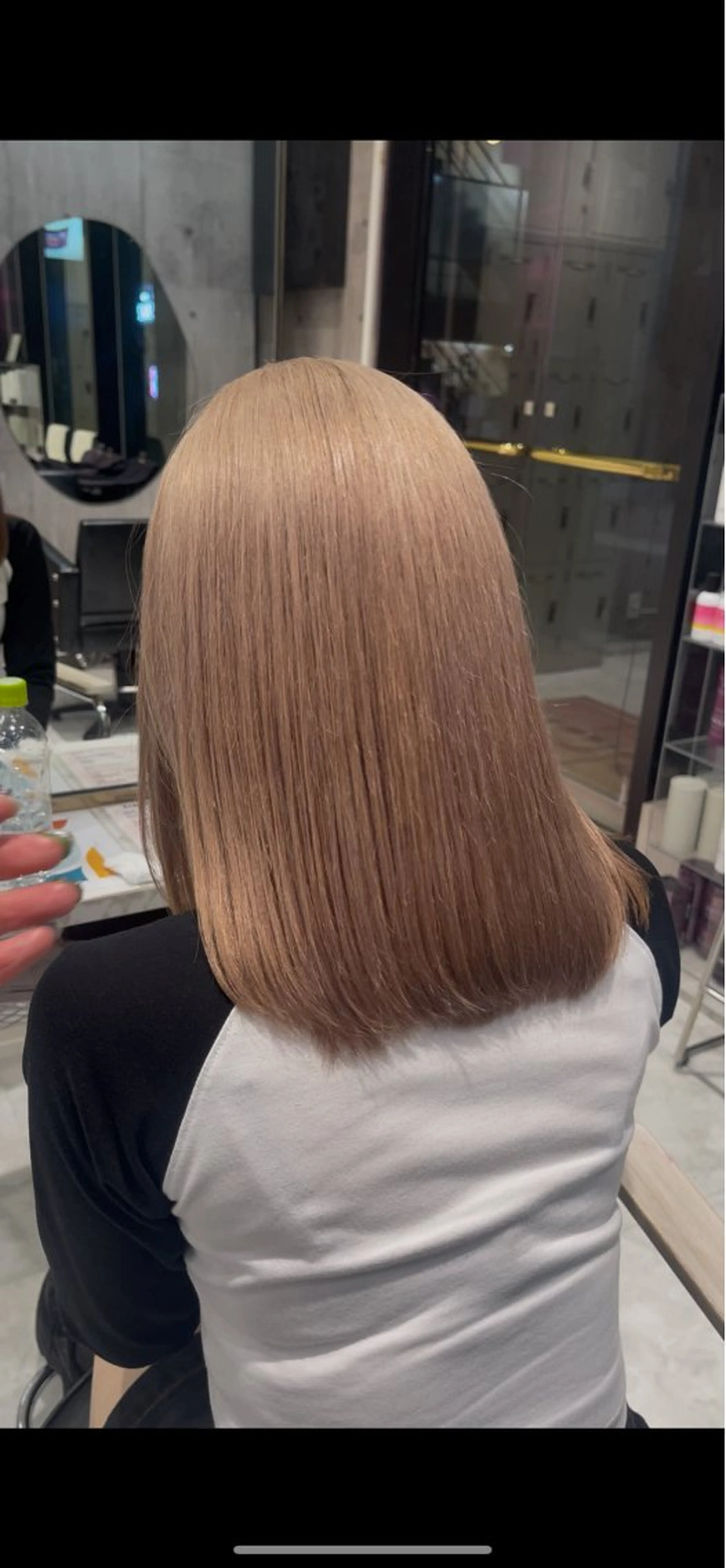 セミロング カラー ヘアカラー TENSHO 原宿　ハイトーンのヘアスタイル