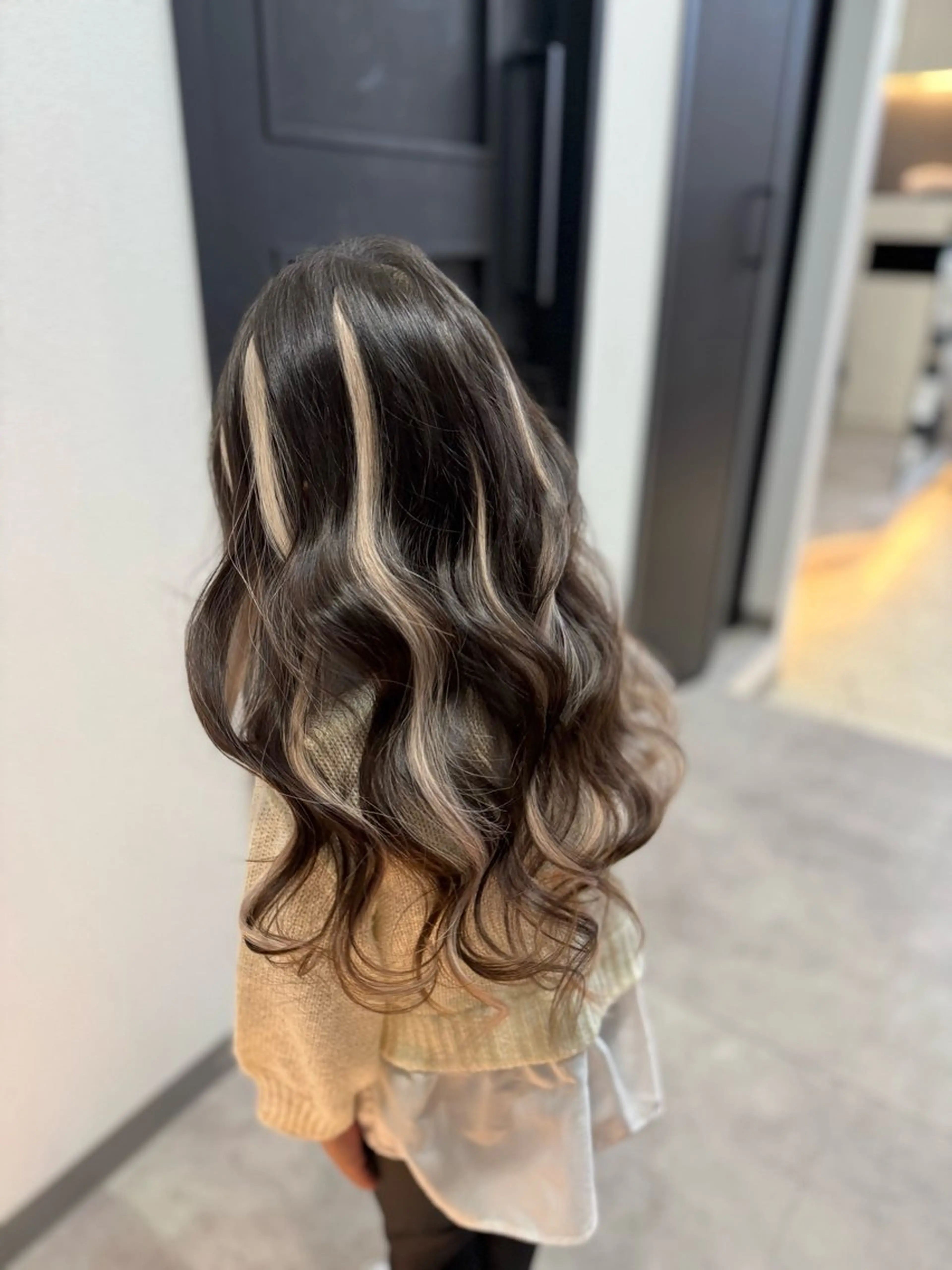 ロング Lapis シオンのヘアスタイル