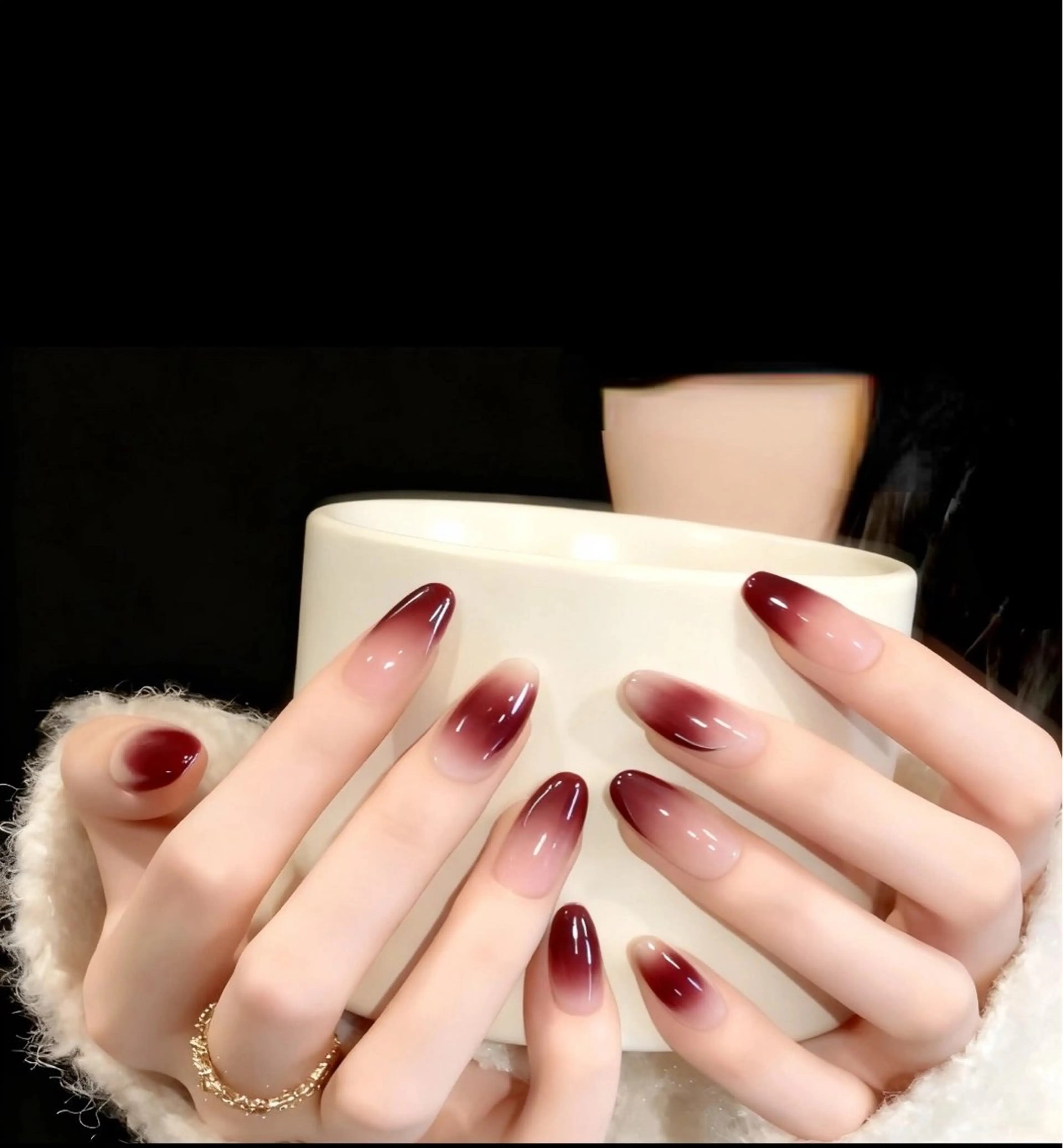 ネイル pink ladyサロン所属・べ にのネイルデザイン