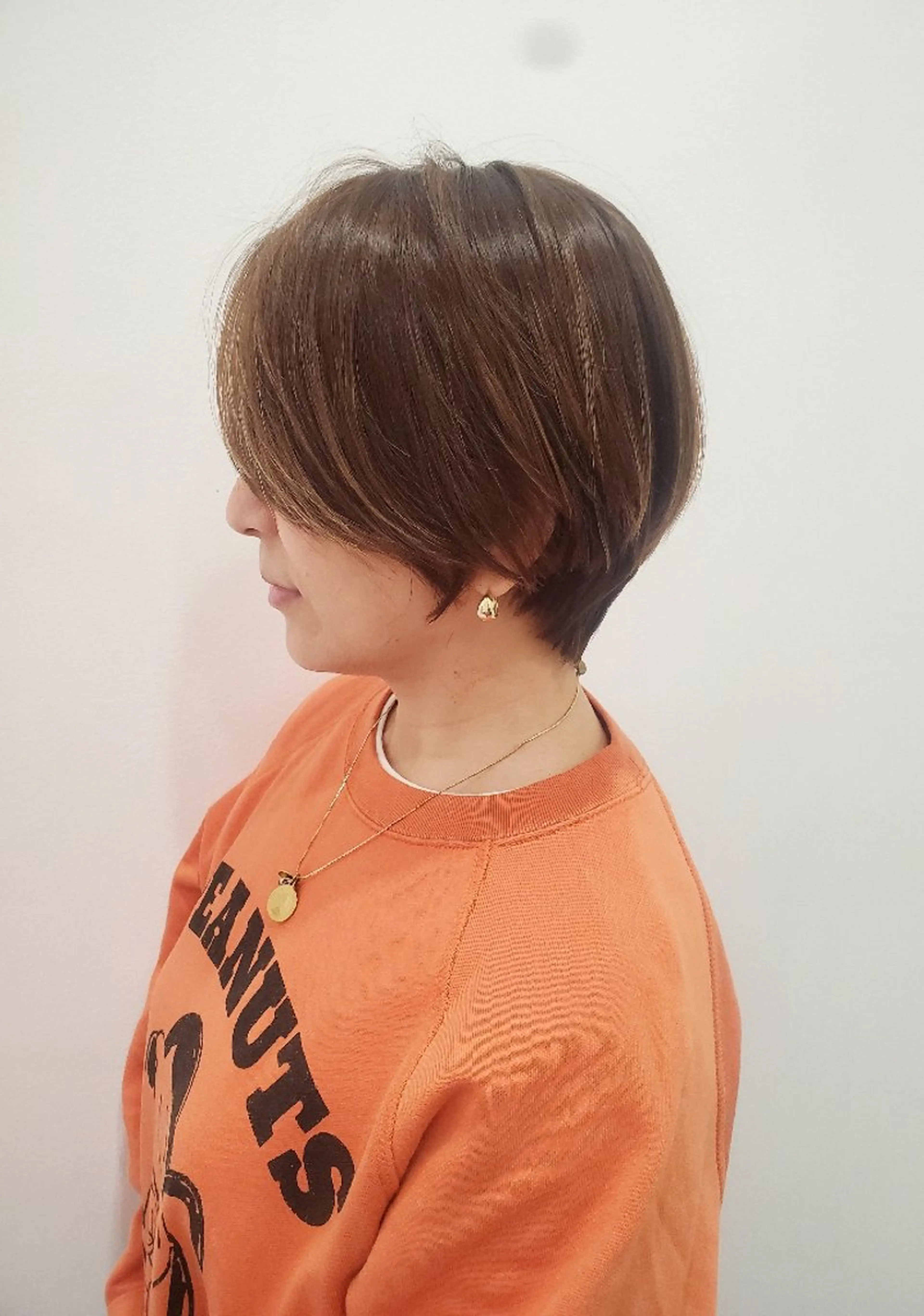 ショート カラー カット ヘアカラー トリートメント 齋藤 愛美のヘアスタイル