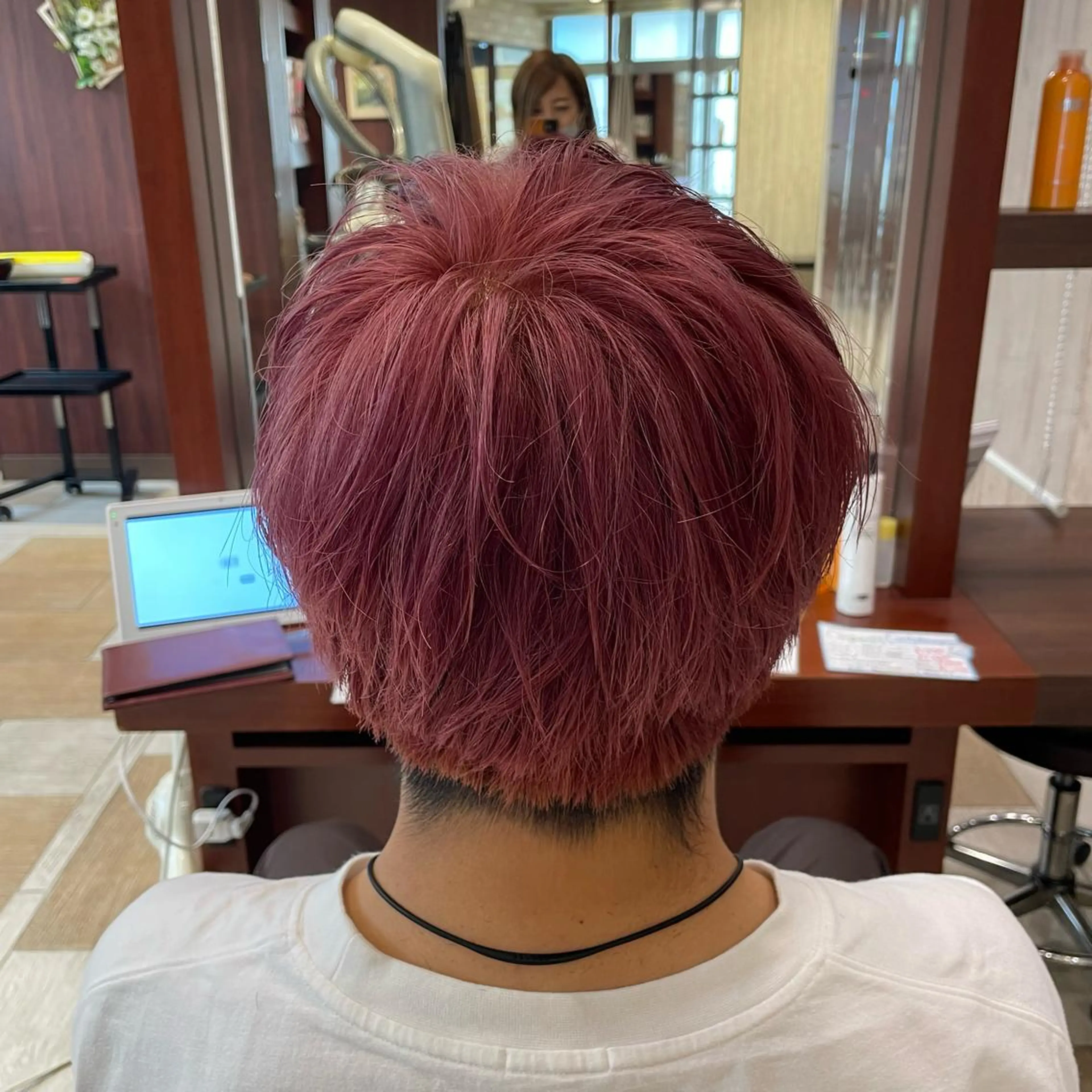 ショート カラー メンズ ヘアカラー トリートメント ツイスパ/メンズ特化 🦋𝑺𝑶𝑵𝑬の眉毛・アイブロウイメージ