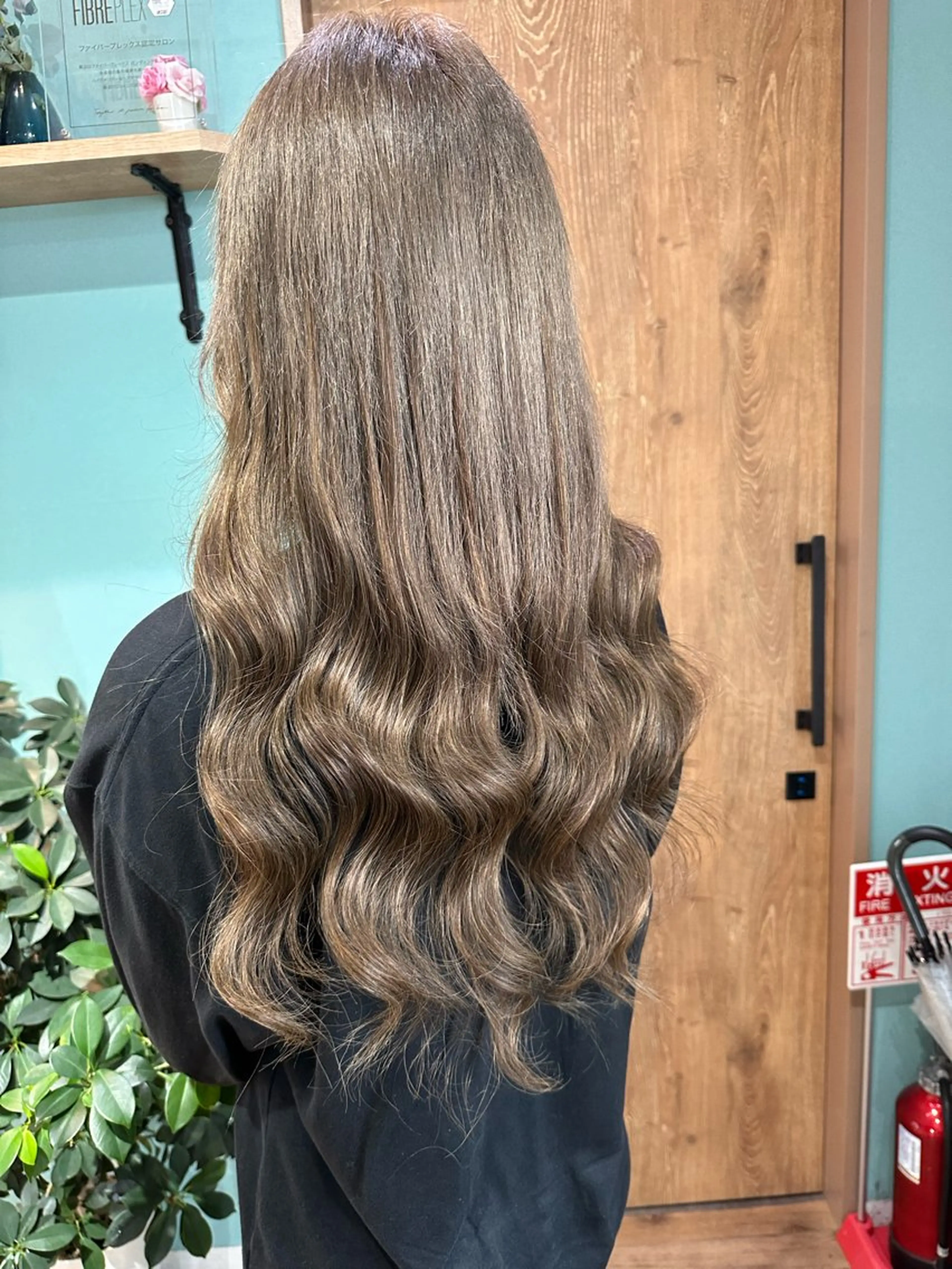 ロング カラー プルエクステ ベージュカラー エクステ ヘアカラー エクステ 🧸プルエクステ❤︎ ネイルKAO🧸のヘアスタイル