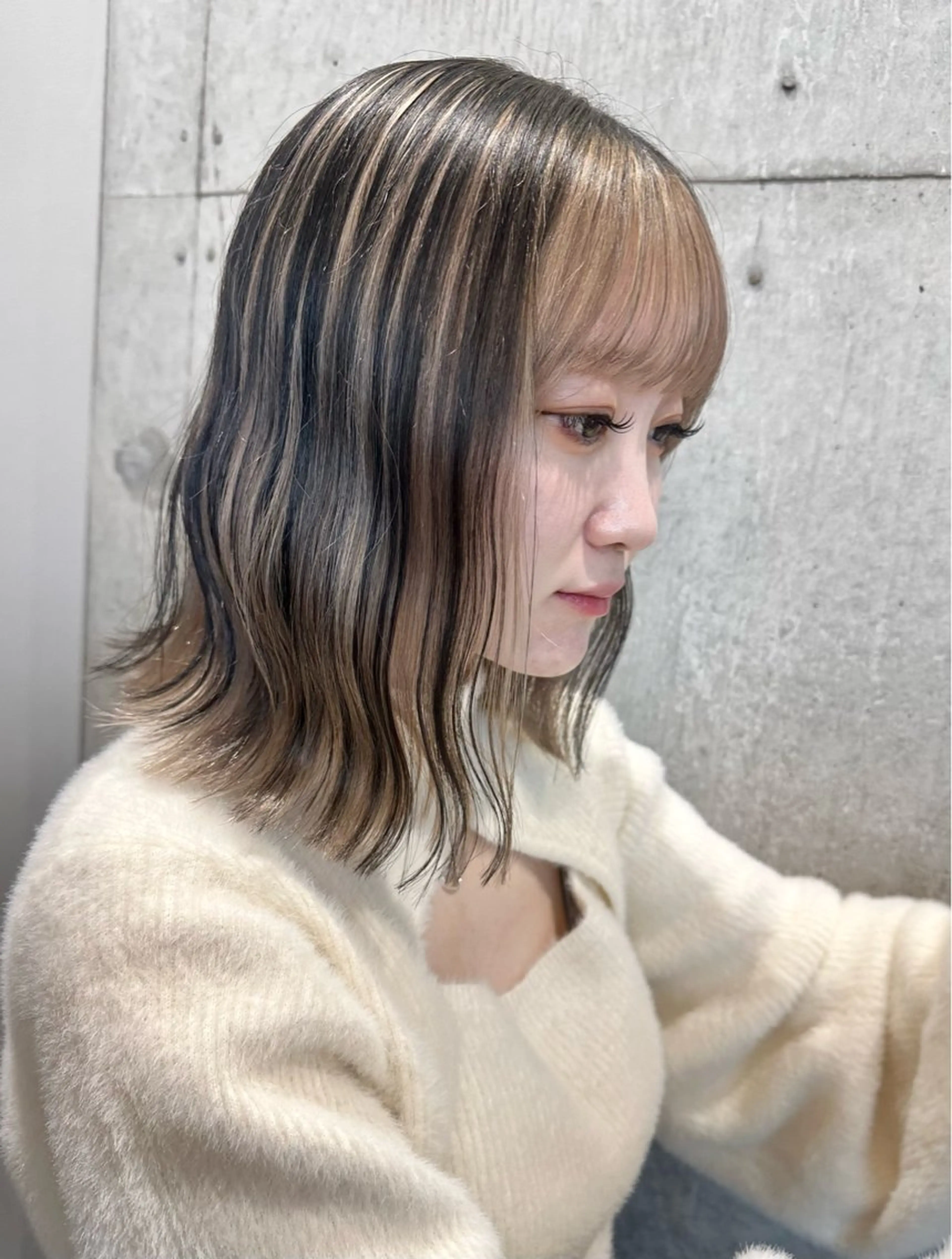 ショート カット ヘアカラー 大塚 夏生のヘアスタイル