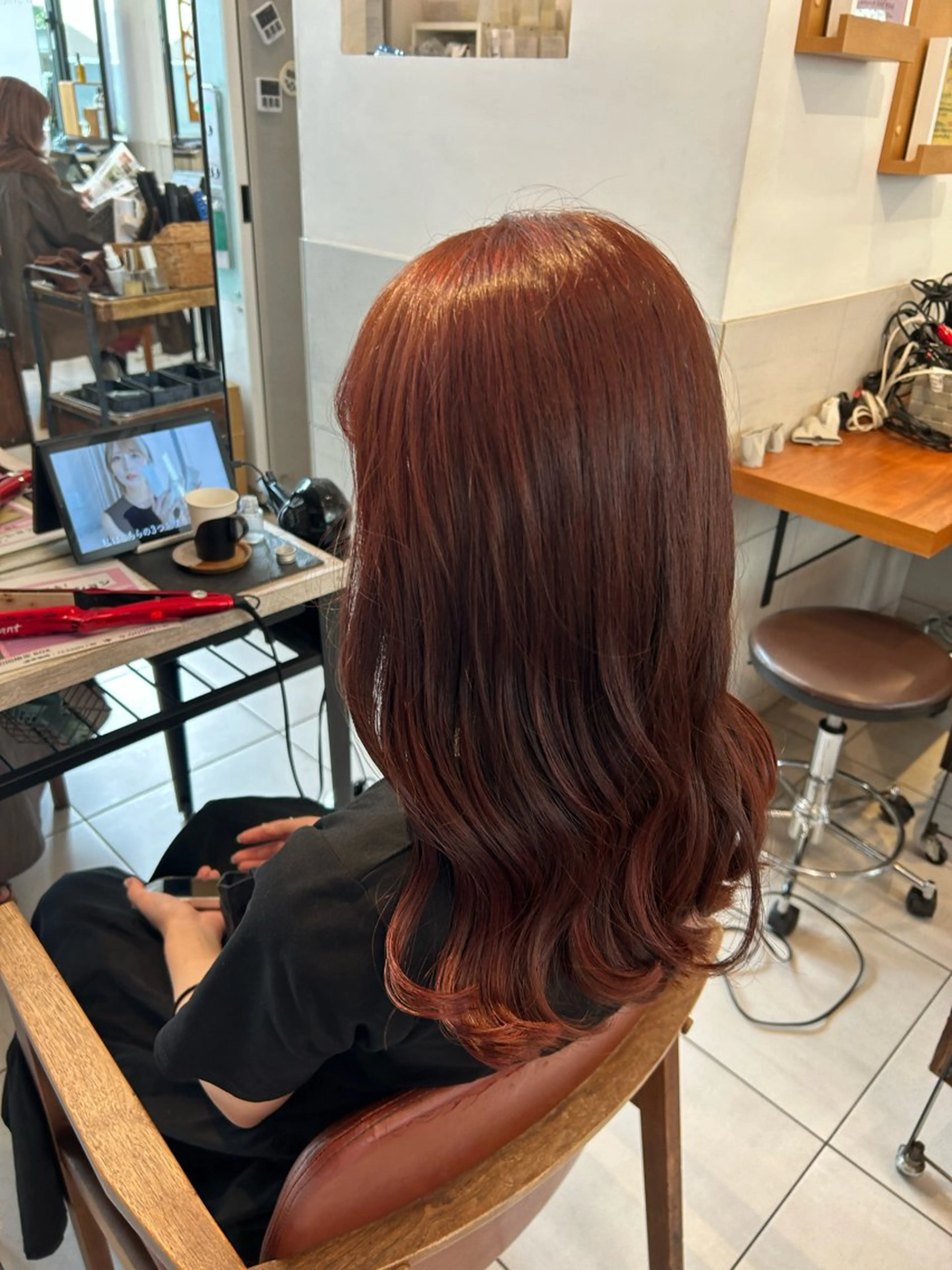 セミロング カラー カット ヘアカラー トリートメント 艶カラー/耳つぼ/ 浴衣着付け/渡辺奈緒のその他イメージ