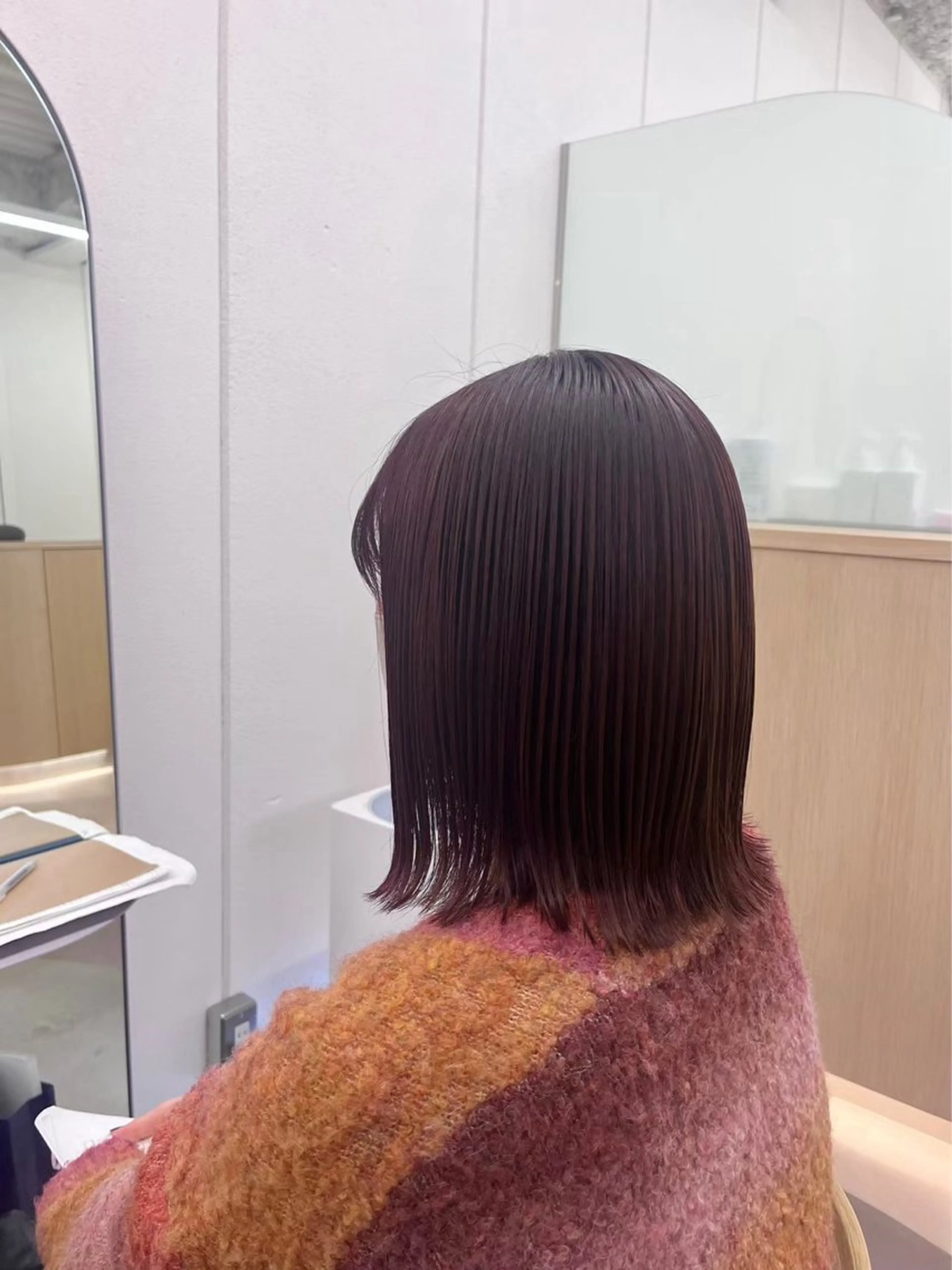 カラー 🌷花屋併設🌷 岡本明日実のヘアスタイル