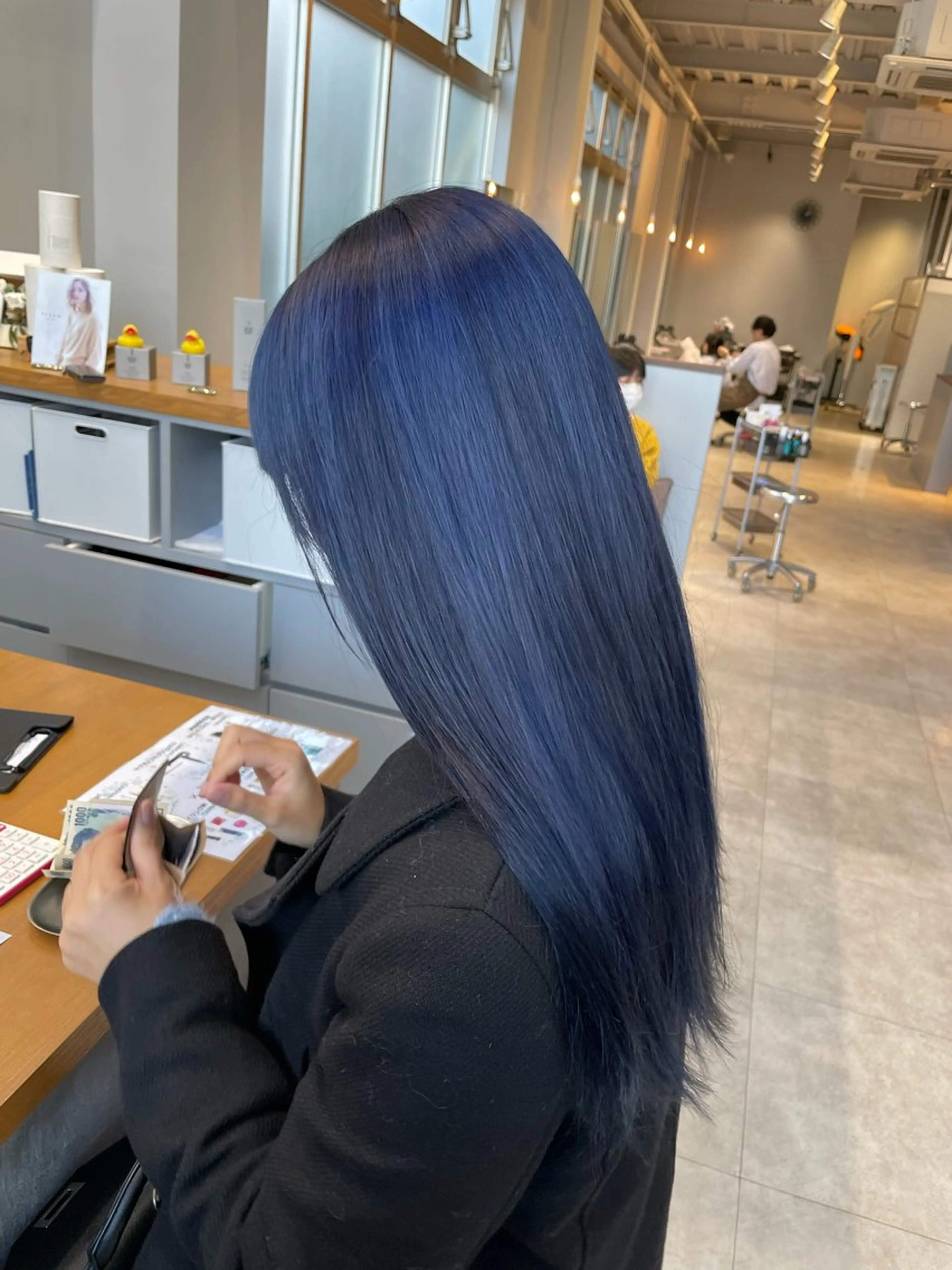 ロング カラー ブルーカラー ネイビーカラー カット ヘアカラー エマ ピボット 中川店所属・富原崇太/ 透明感カラー/韓国風のヘアスタイル