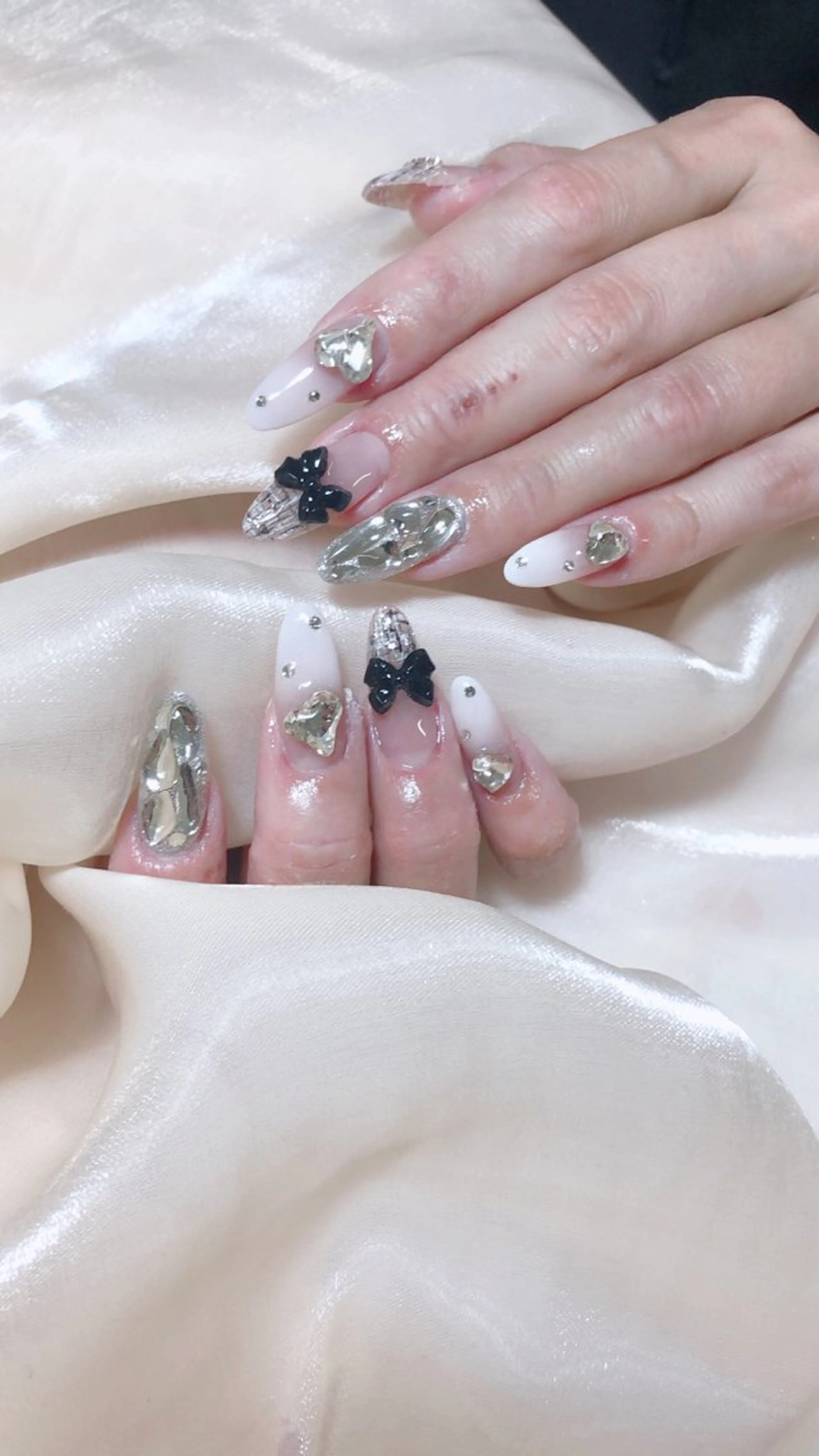 ネイル ハンドネイル LR.ONE ヨウのネイルデザイン