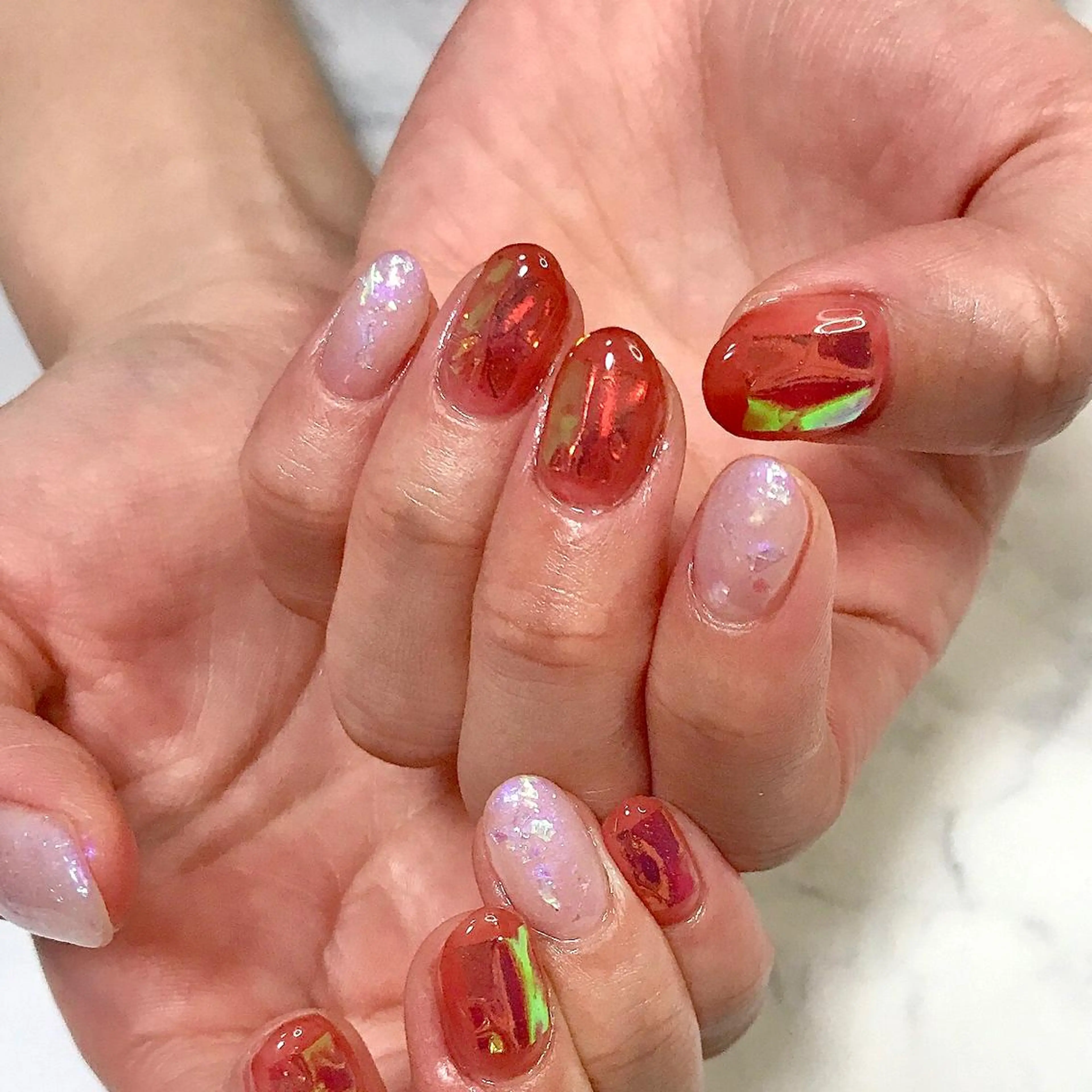 ネイル オーロラネイル 氷ネイル・うるうるネイル ワンカラーネイル ステラ marikominoのネイルデザイン