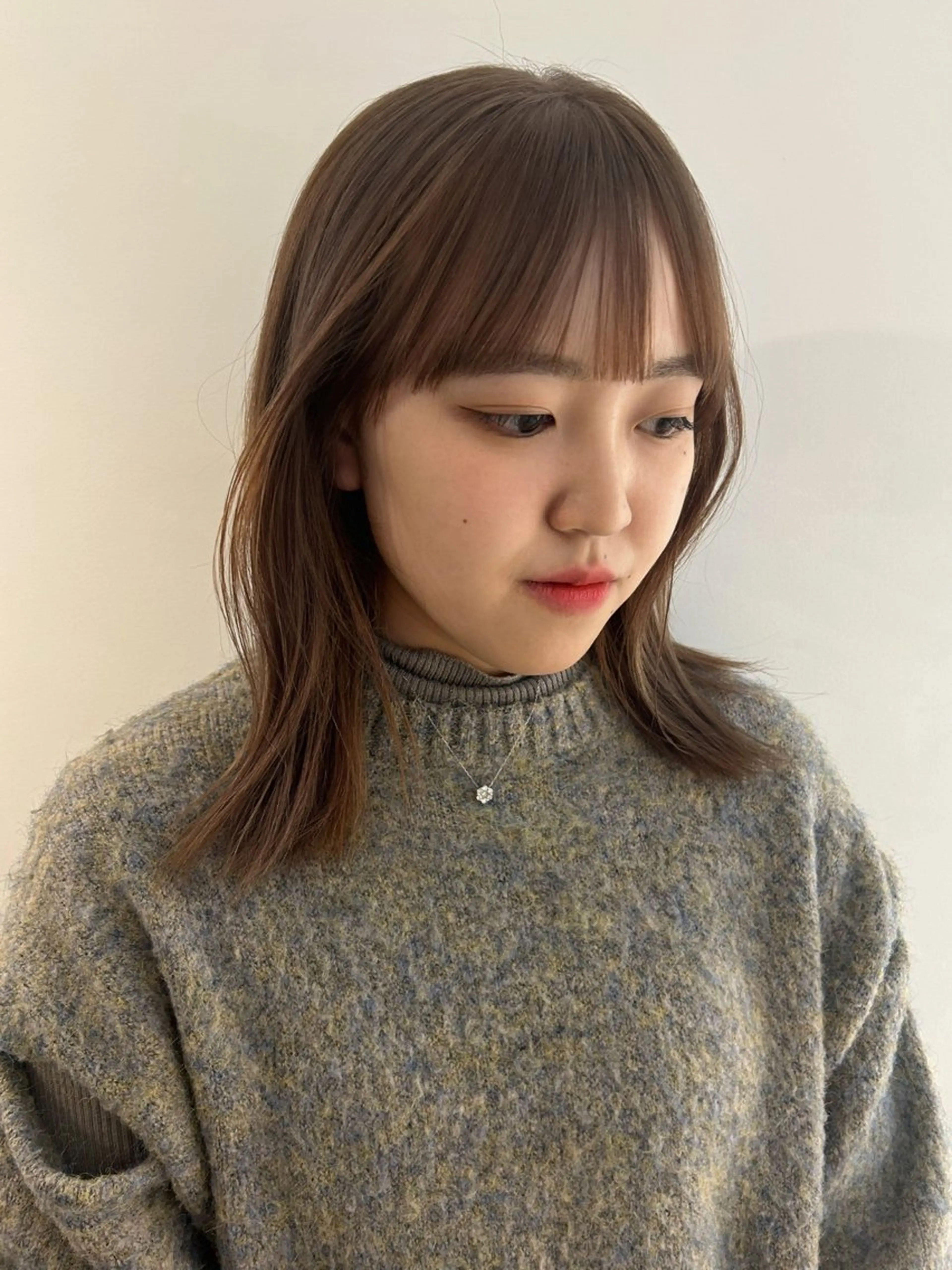 ミディアム Ata.所属・kubo nozomiのヘアスタイル