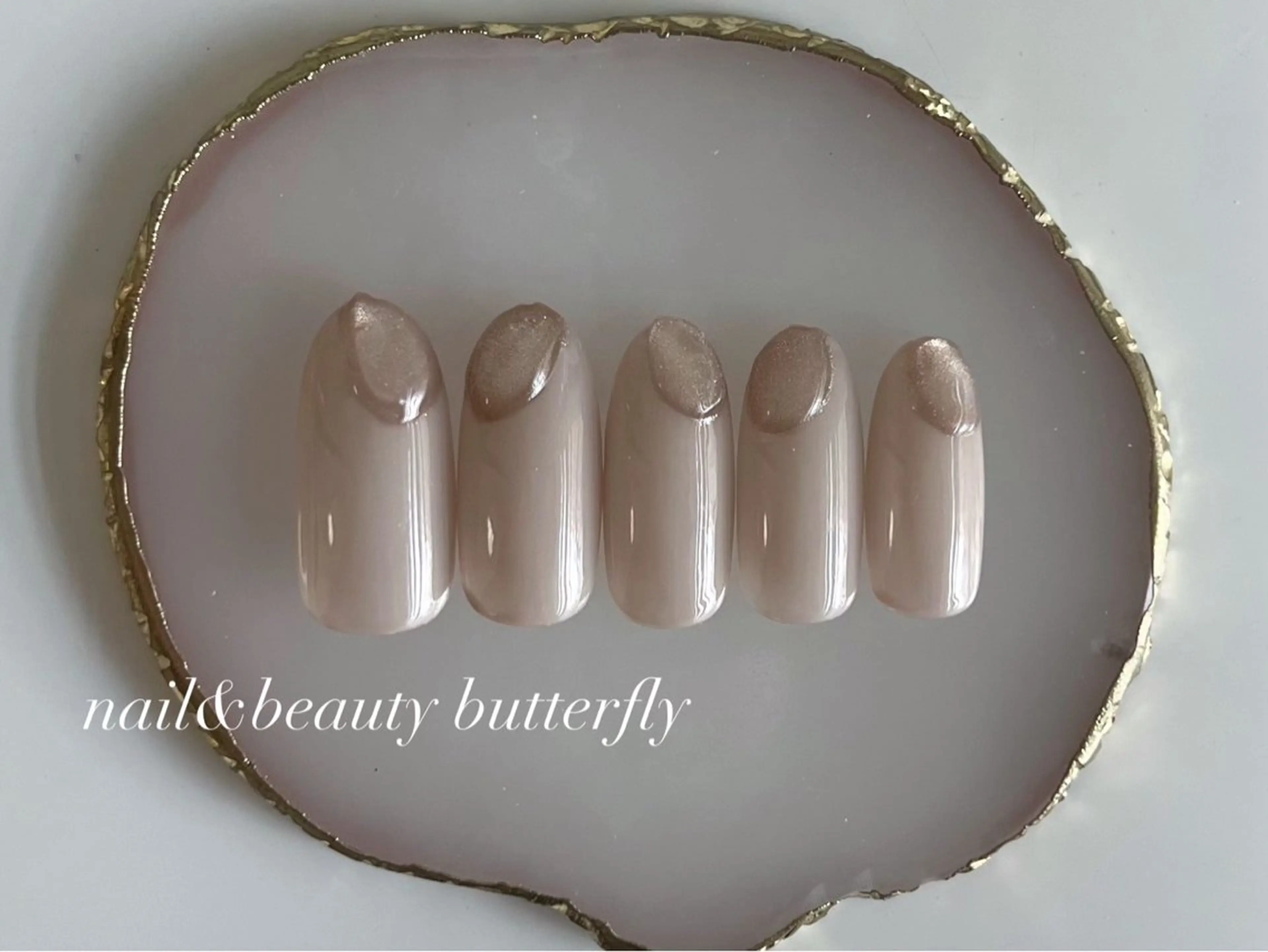 ネイル ハンドネイル butterfly 麻布十番店のネイルデザイン