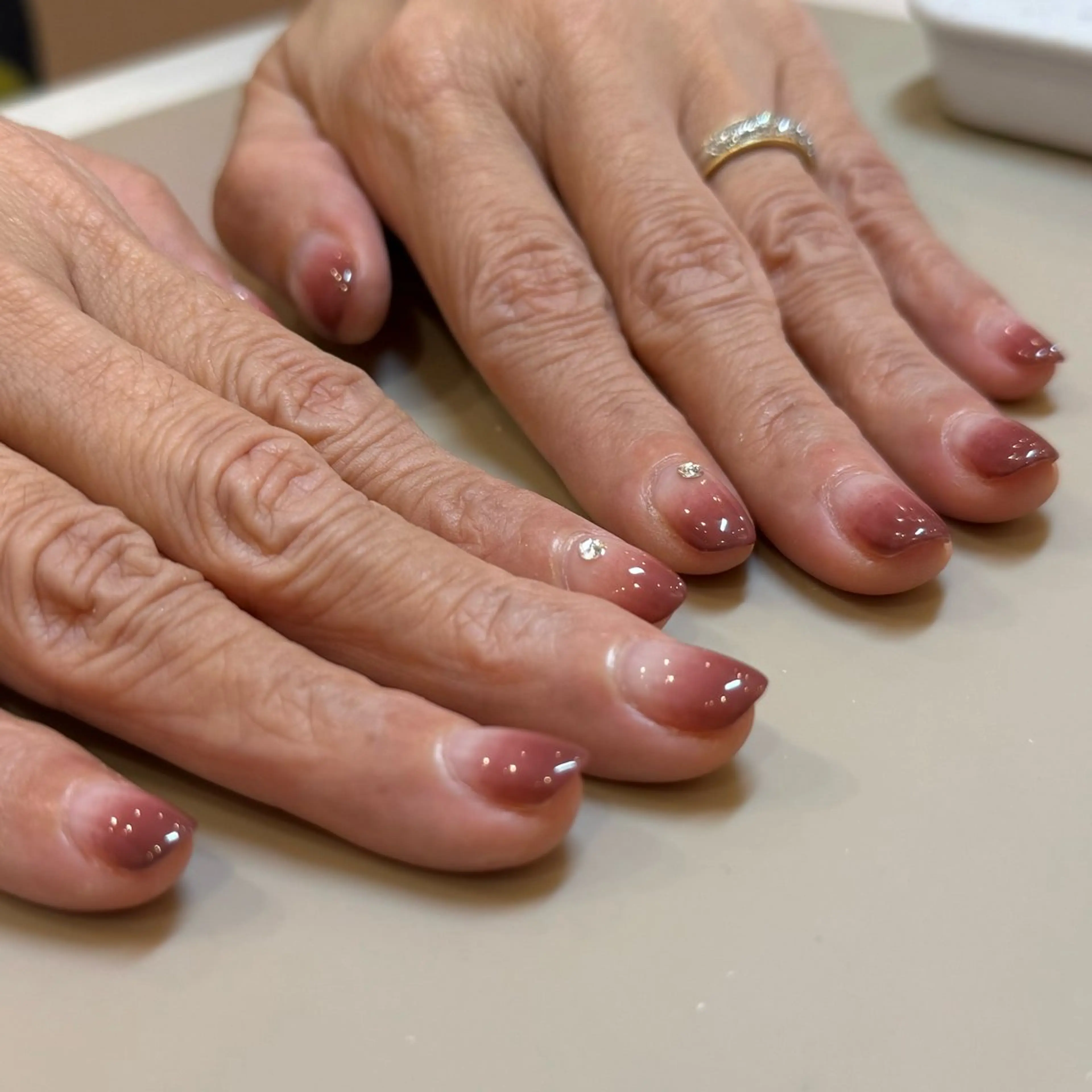 ネイル グラデーション ハンドネイル キャッツアイ東京 武島のネイルデザイン