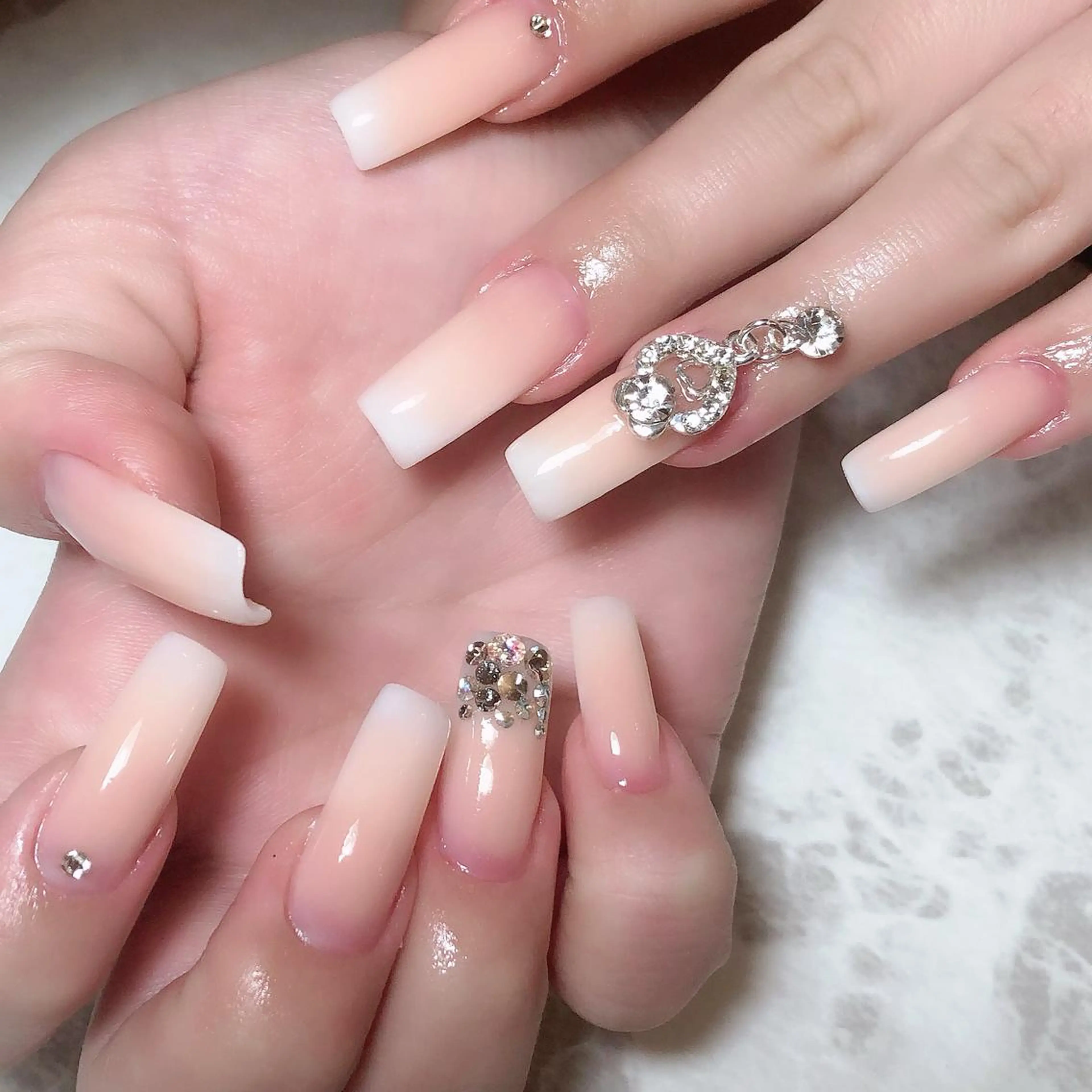 ネイル ハンドネイル Private Nail Salon　EM所属・Nail salon EM（エム）千葉のネイルデザイン