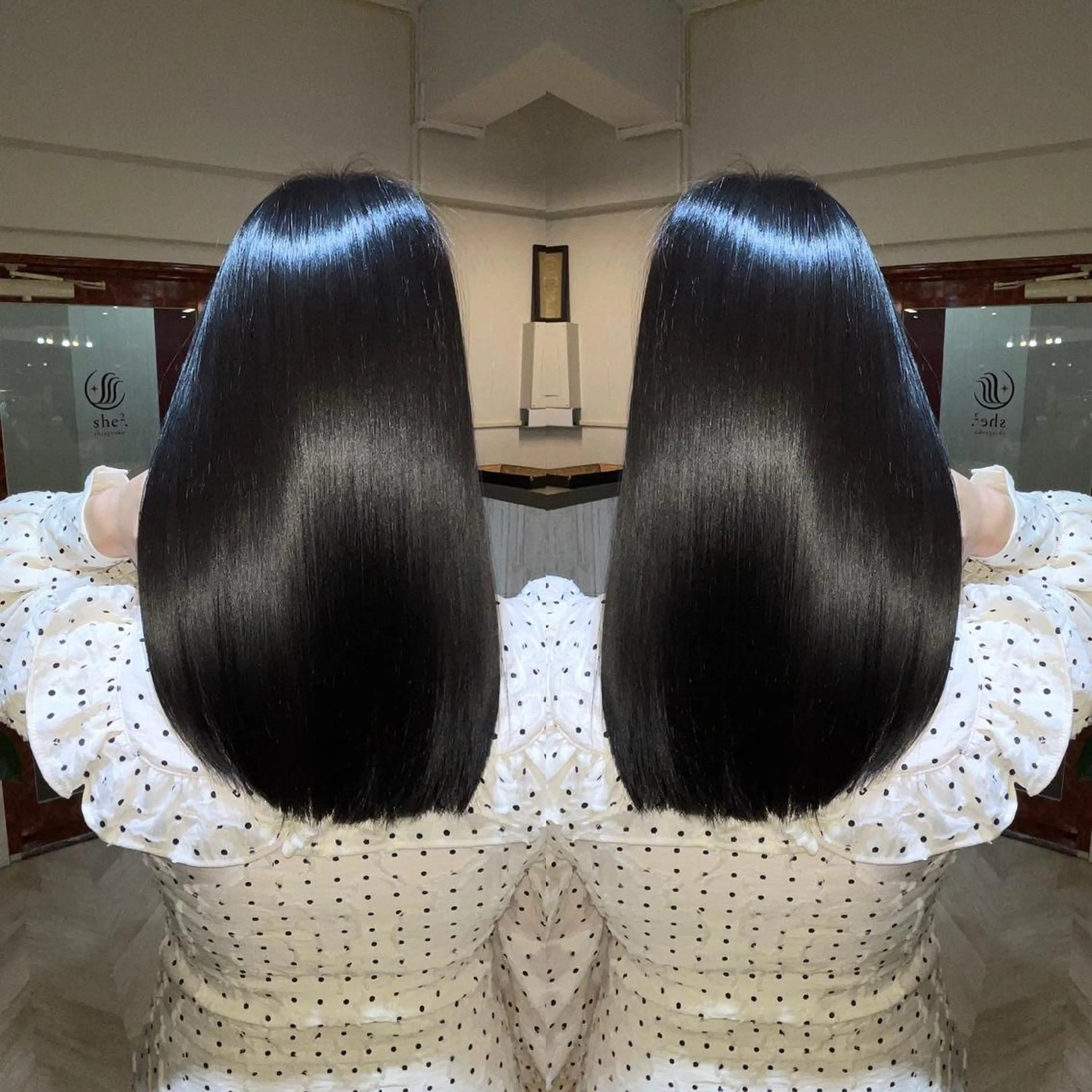 セミロング カラー she2.新宿 Shotoのヘアスタイル