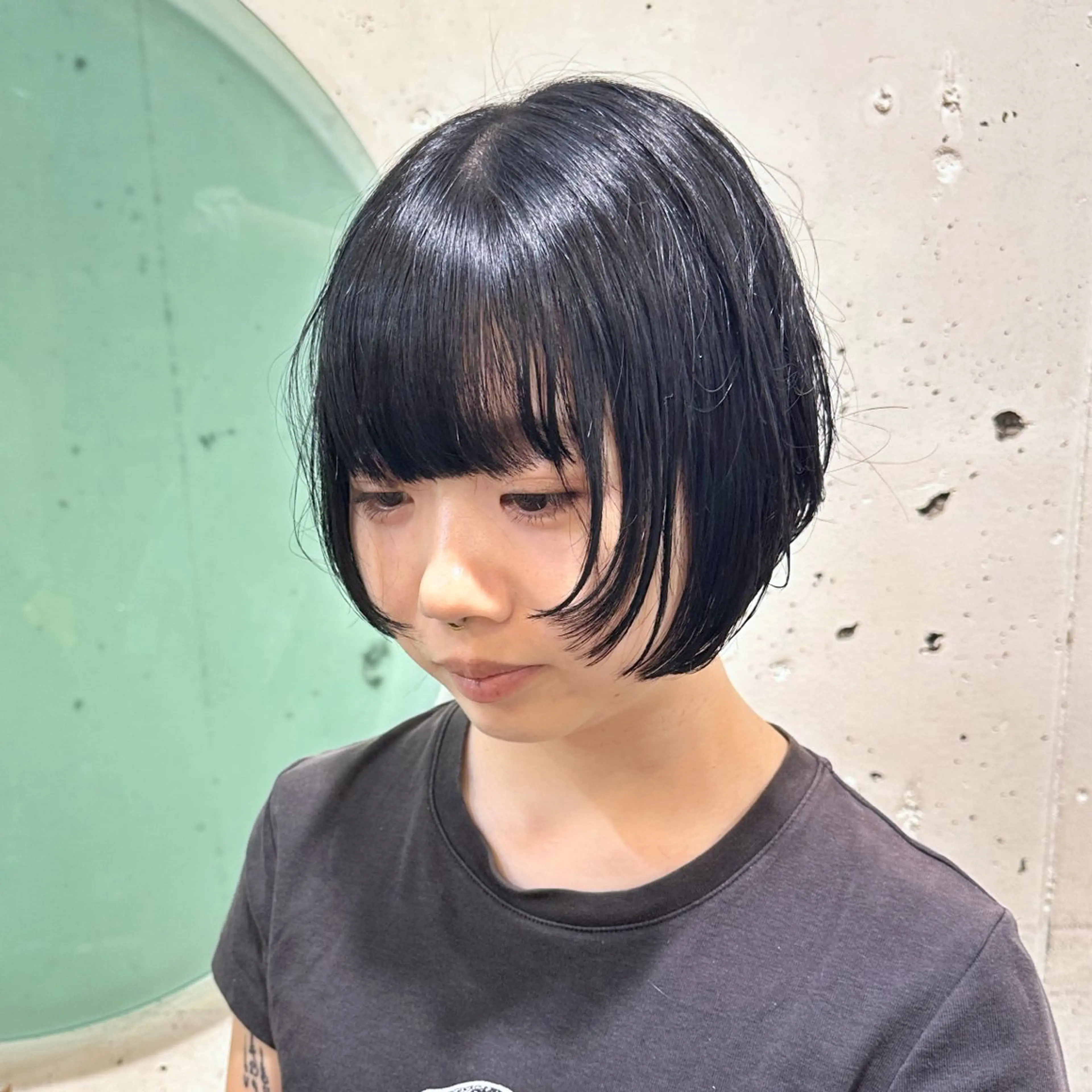 ショート ボブ 顔まわりレイヤー 顔周りカット レイヤーカット ボブ/レイヤー /服部ルミナ🦋のヘアスタイル