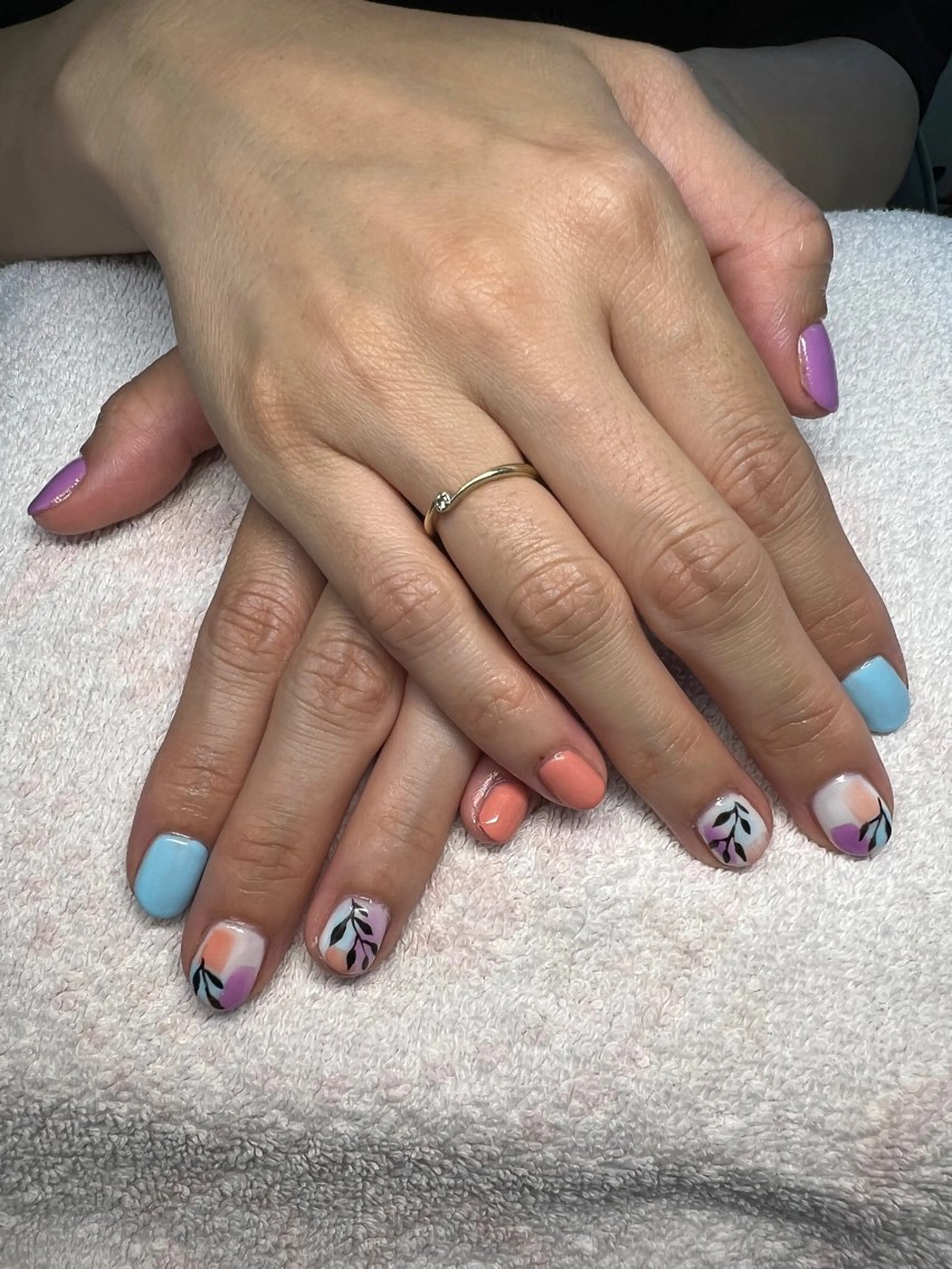 ネイル ハンドネイル 🌸 KANA🌸のネイルデザイン
