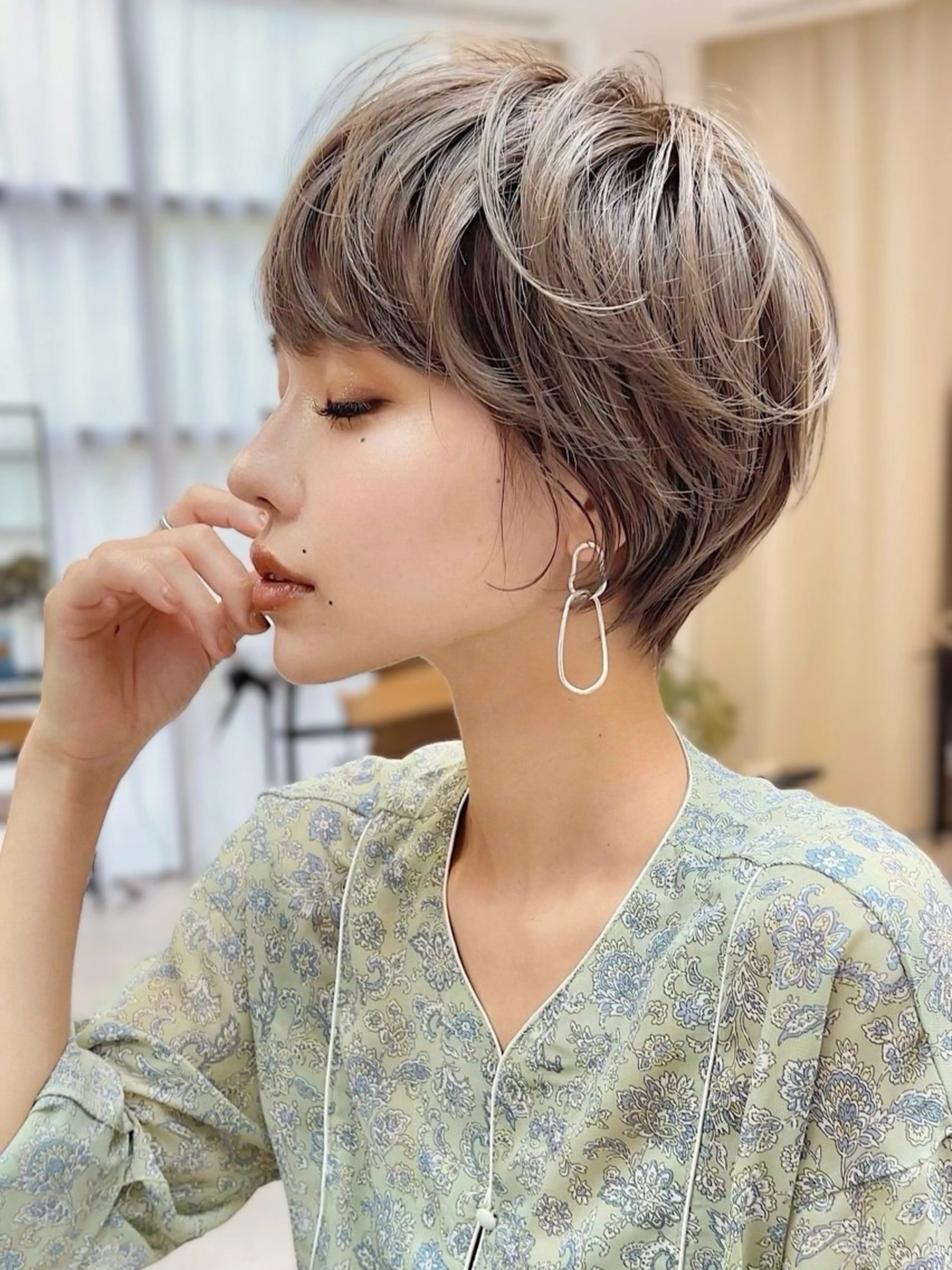 ショート カラー カット ヘアカラー i.+sapporo所属・ショート/レイヤー /札幌/小山内のヘアスタイル