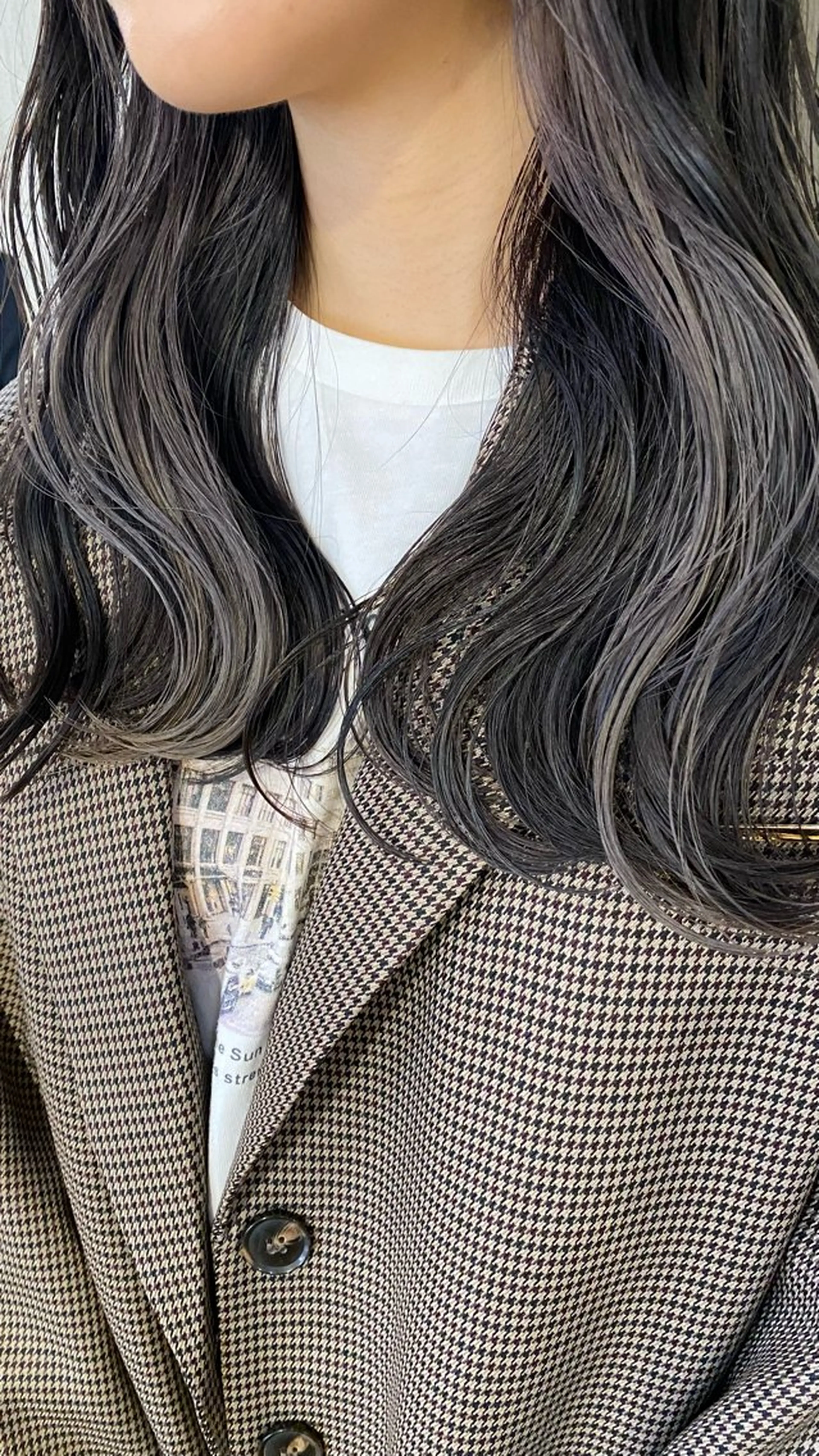 セミロング アッシュ アッシュグレー アッシュグレージュ 齋藤 リクのヘアスタイル