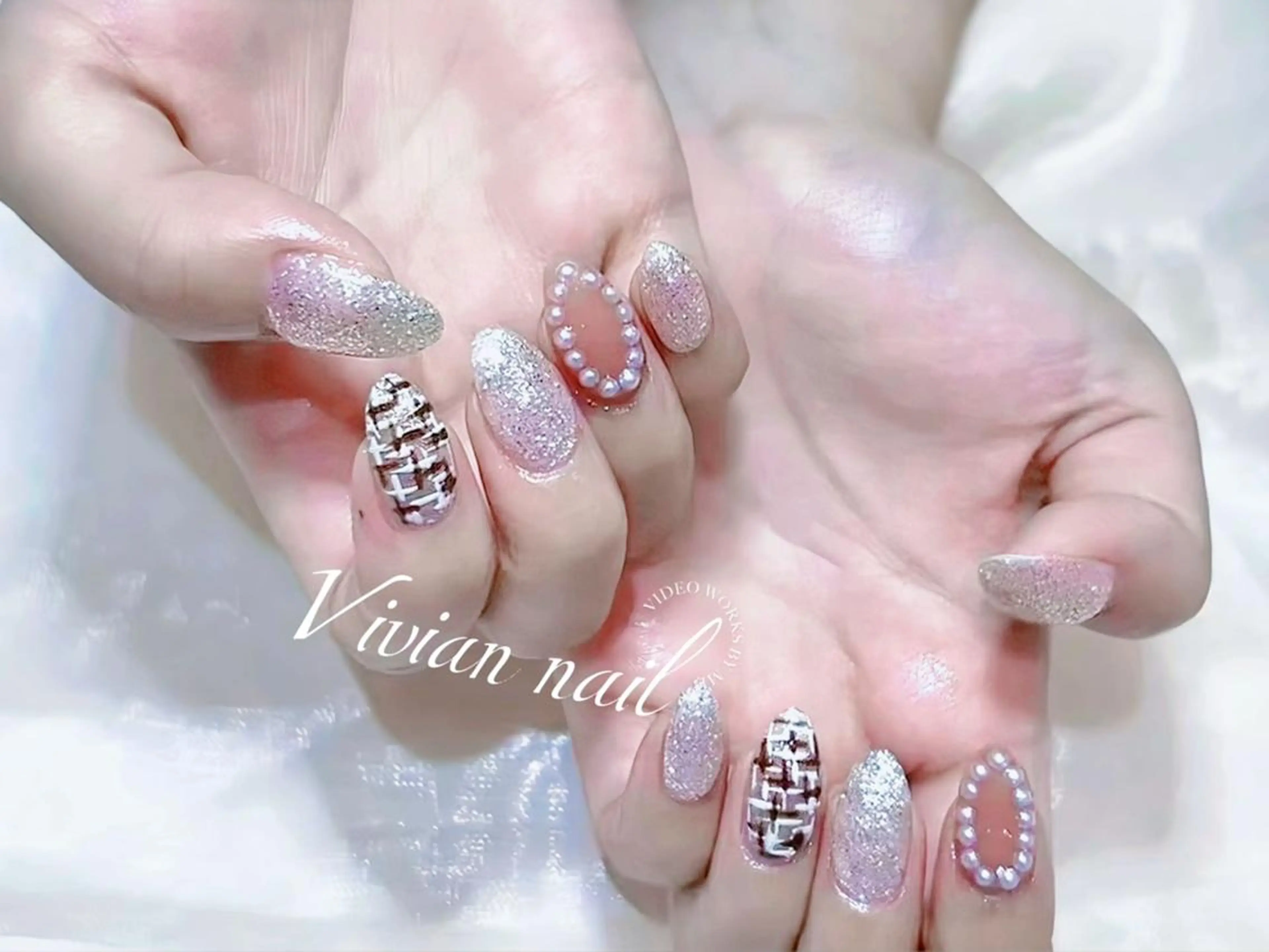 ネイル VIVIAN リサのネイルデザイン