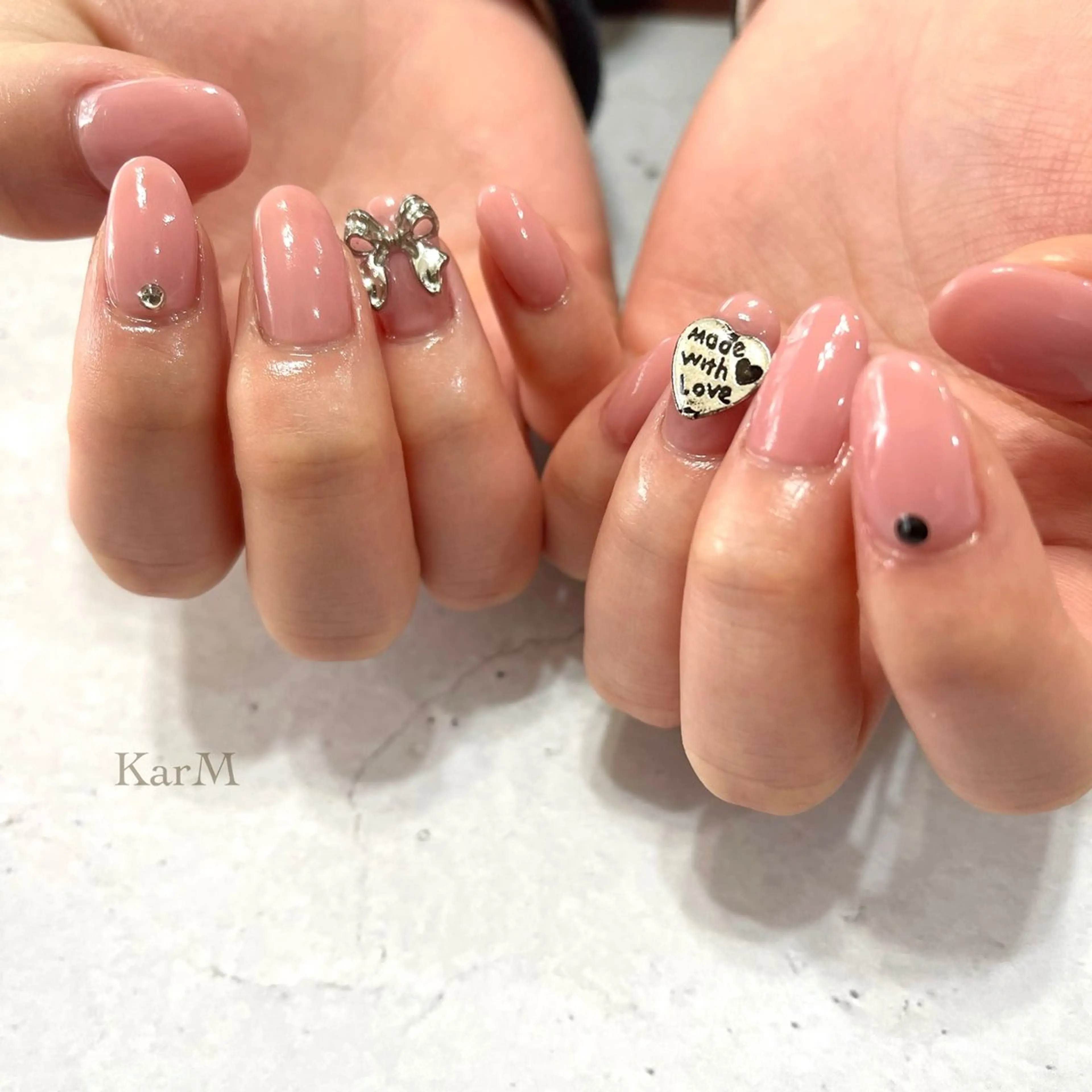 ネイル オーロラネイル チークネイル フレンチネイル 韓国ネイル マグネットネイル ハンドネイル ogino karinのネイルデザイン