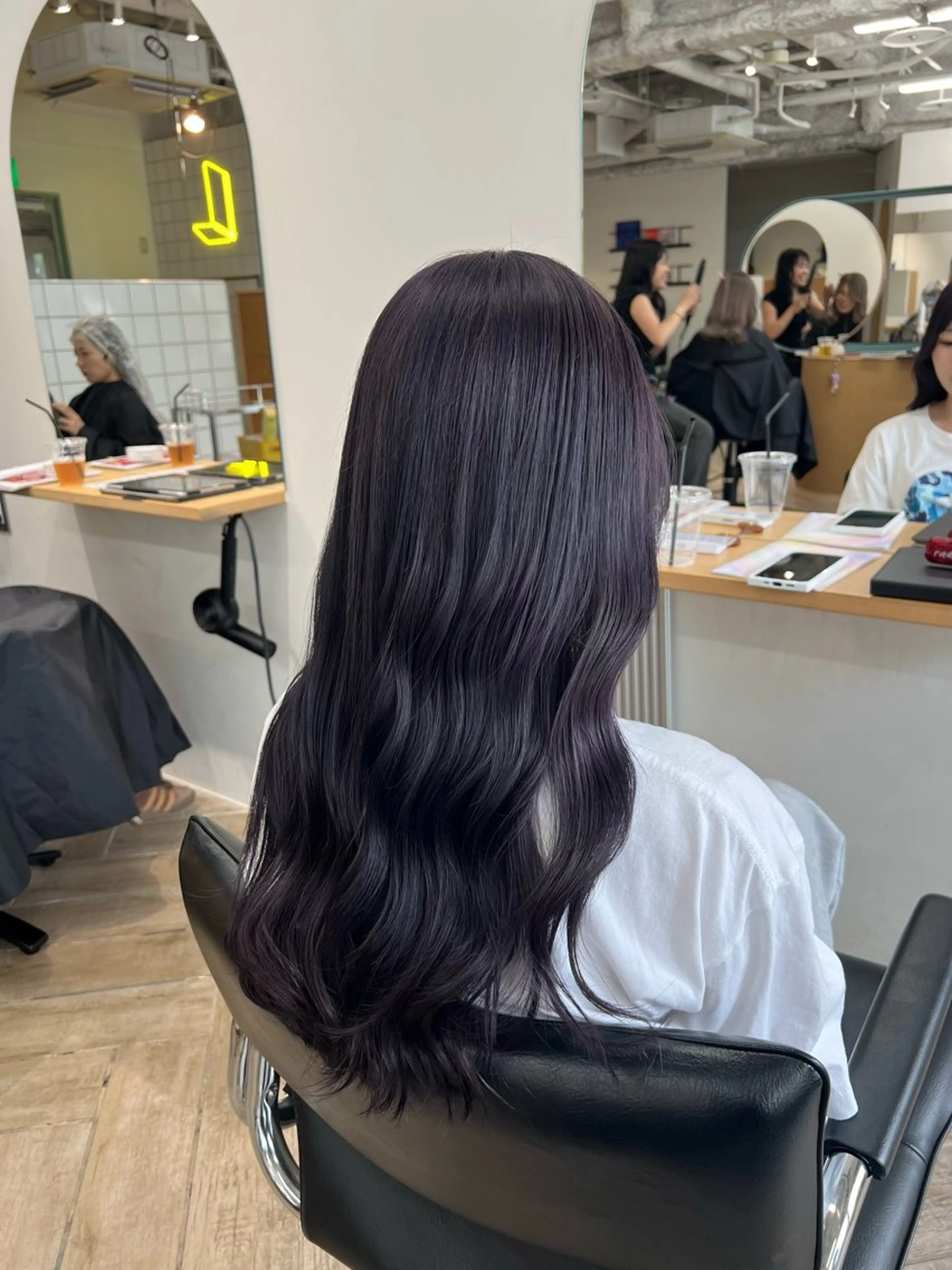 ロング カラー カット ヘアカラー トリートメント ベージュ/グレージュ 新潟/万代/井上佑のヘアスタイル