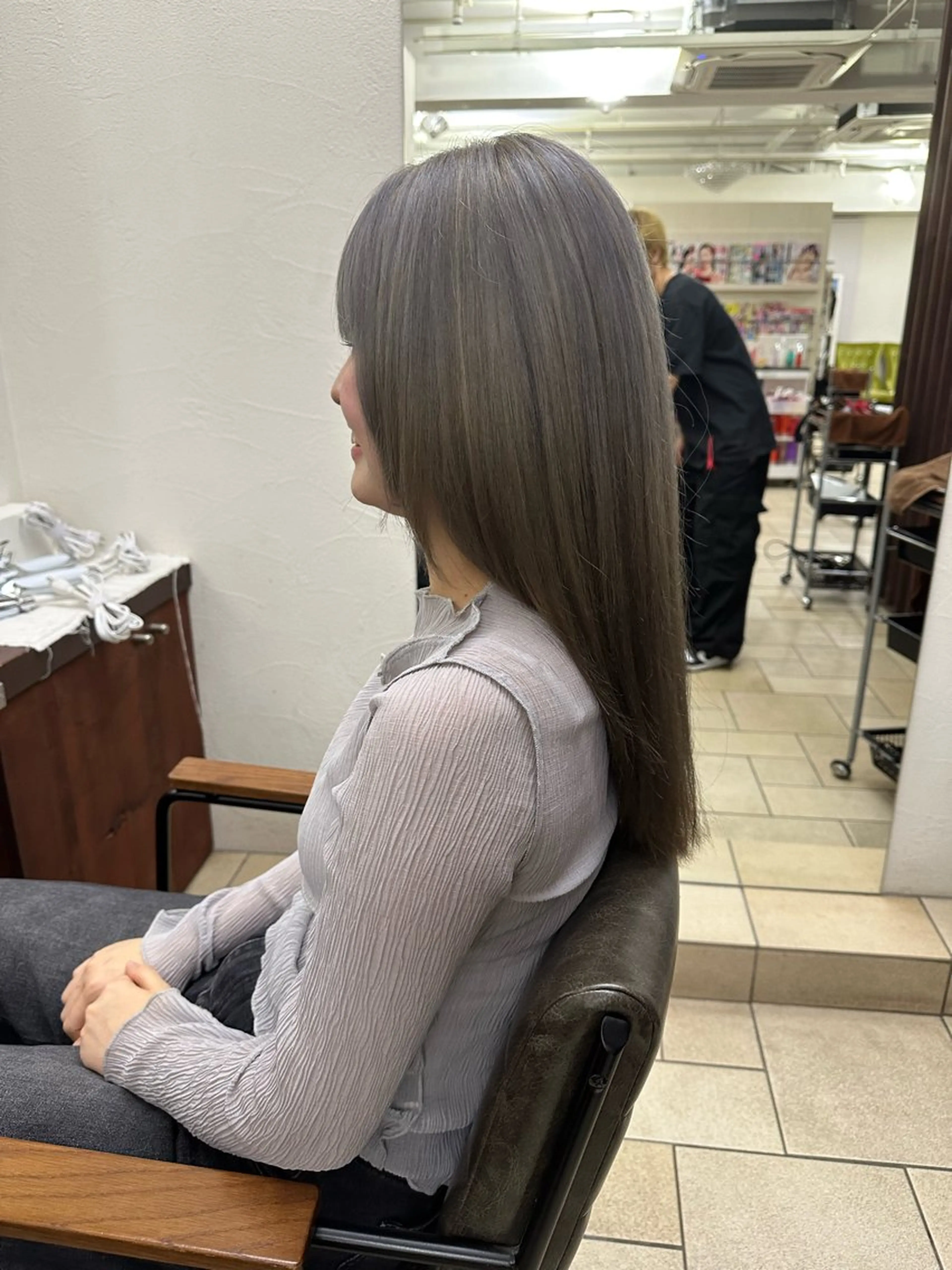 セミロング ヘアカラー トリートメント TOTOSA  Festa所属・我満 宏映のヘアスタイル