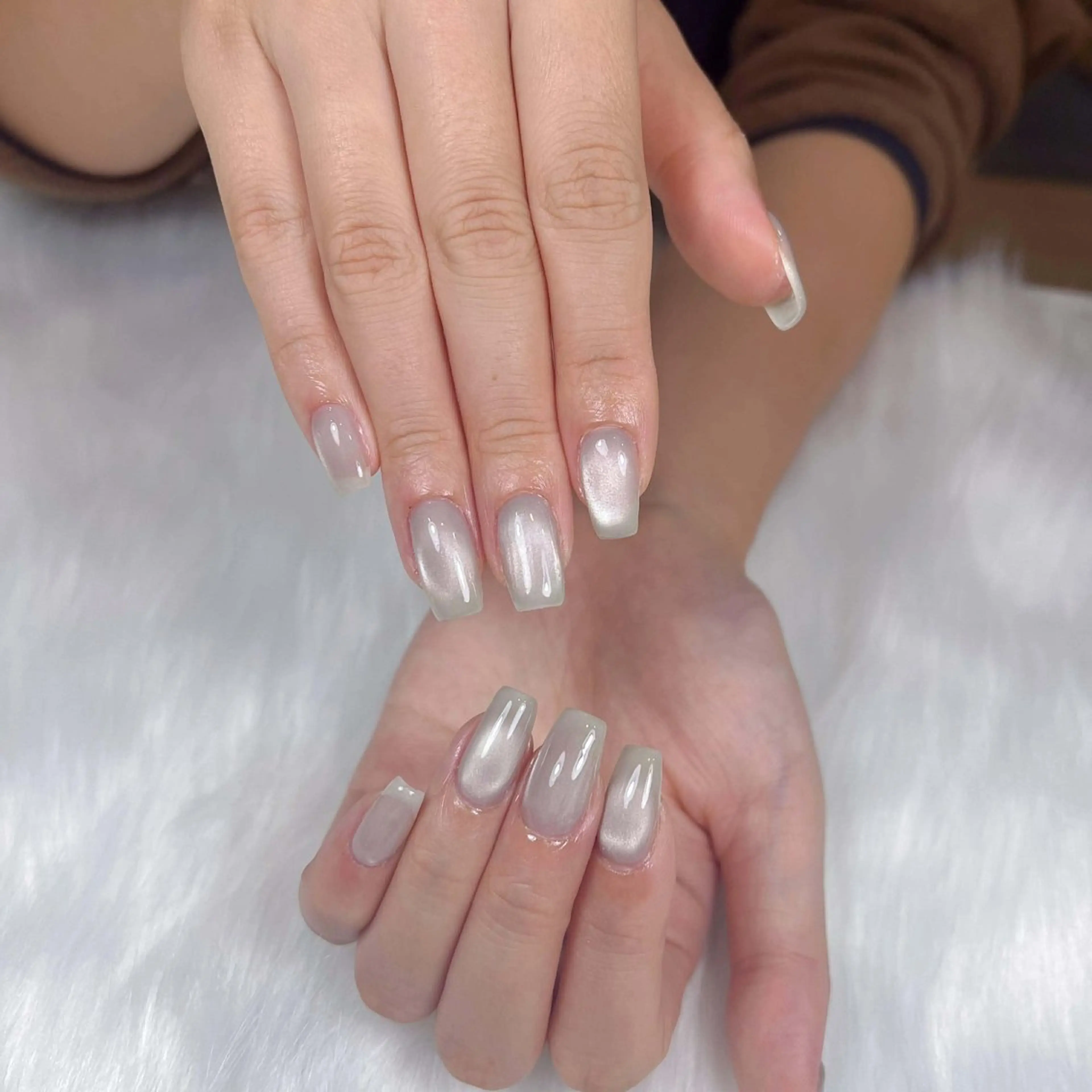 ネイル チークネイル 韓国ネイル マグネットネイル オフィスネイル リボン ハンドネイル SHE. Nail Otsukaのネイルデザイン