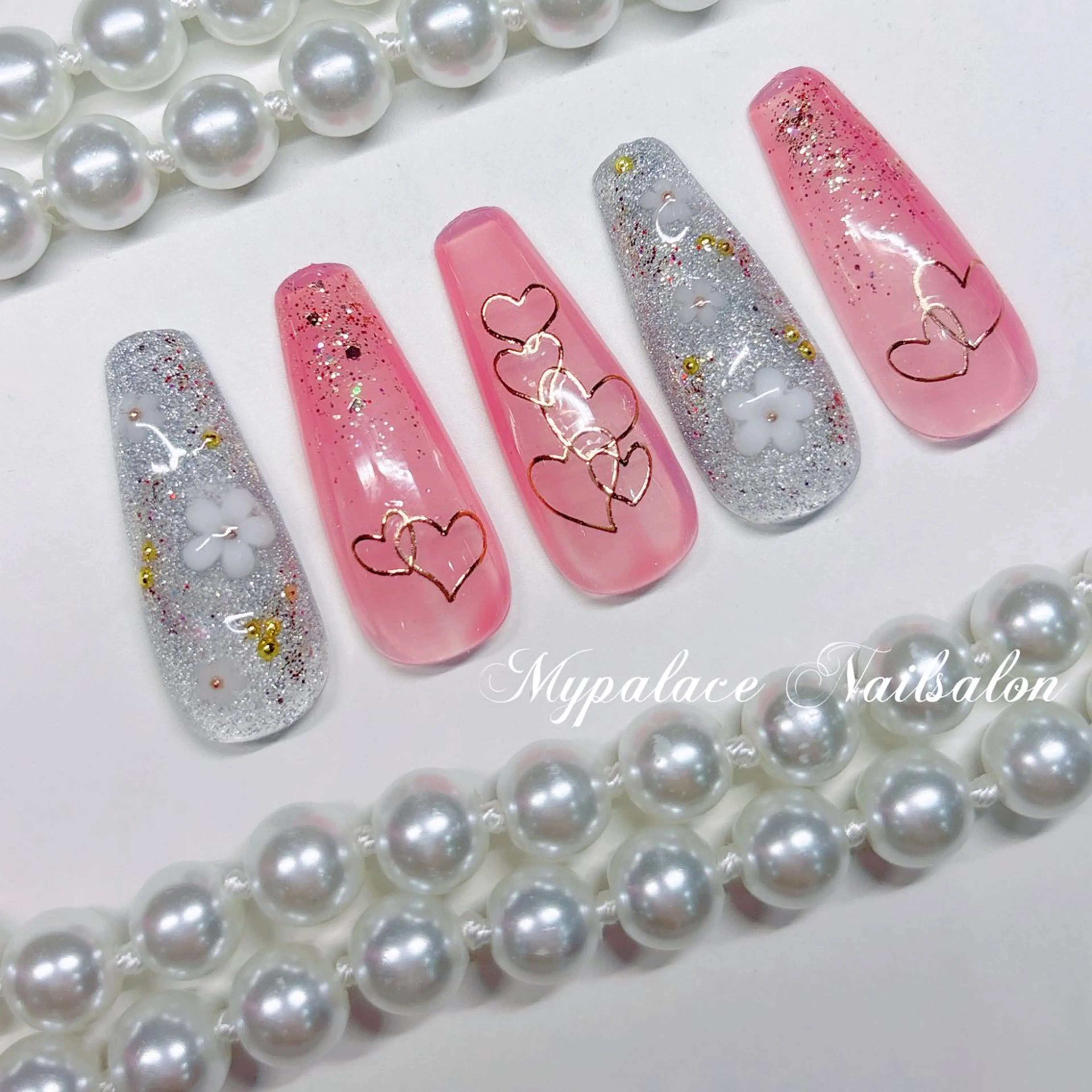 ネイル ハート キラキラネイル マグネットネイル 春ネイル ハンドネイル Yuis Nailスカルプ専門のネイルデザイン