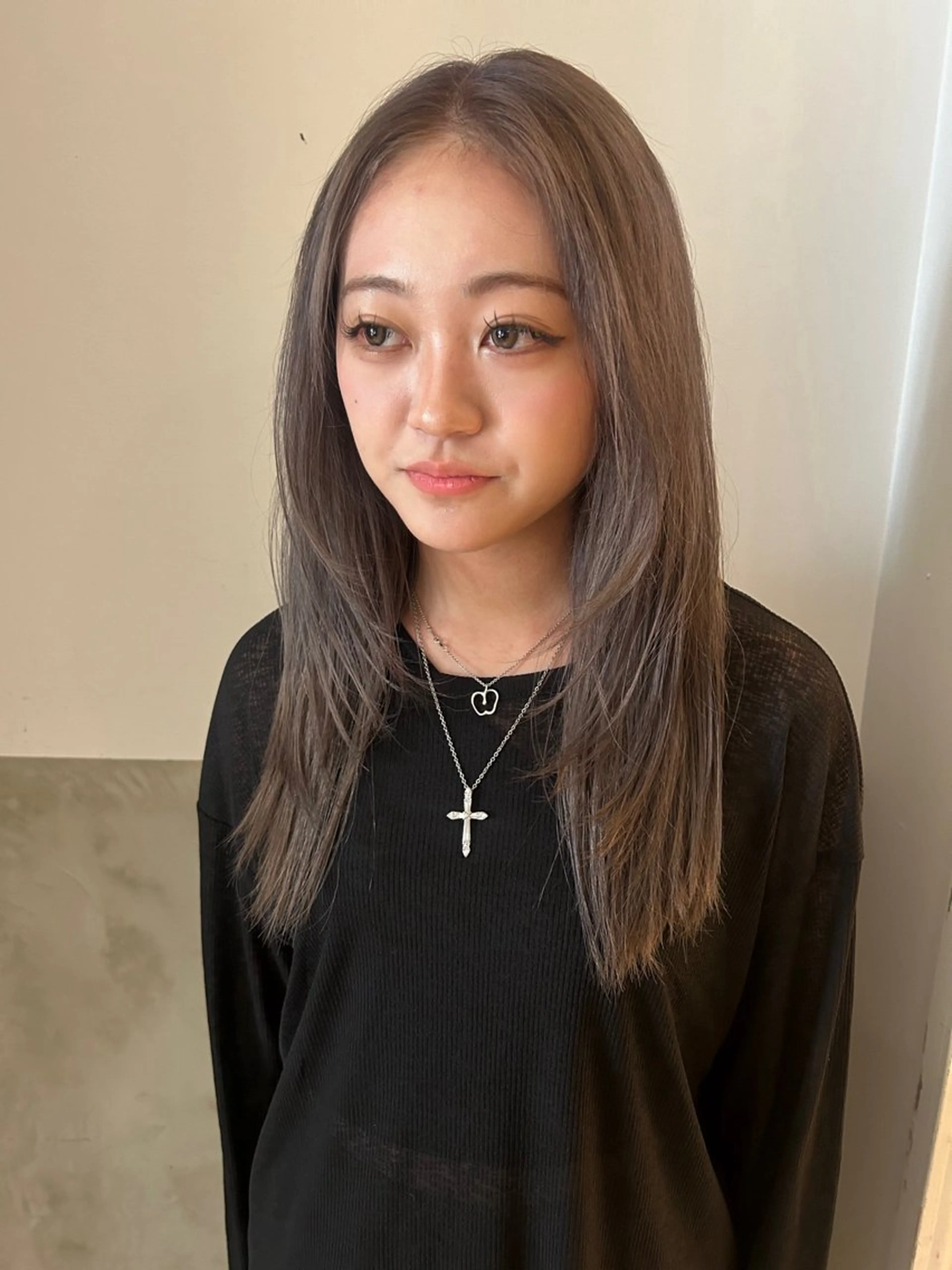 セミロング トリートメント ヘアカラー やまだ とものヘアスタイル