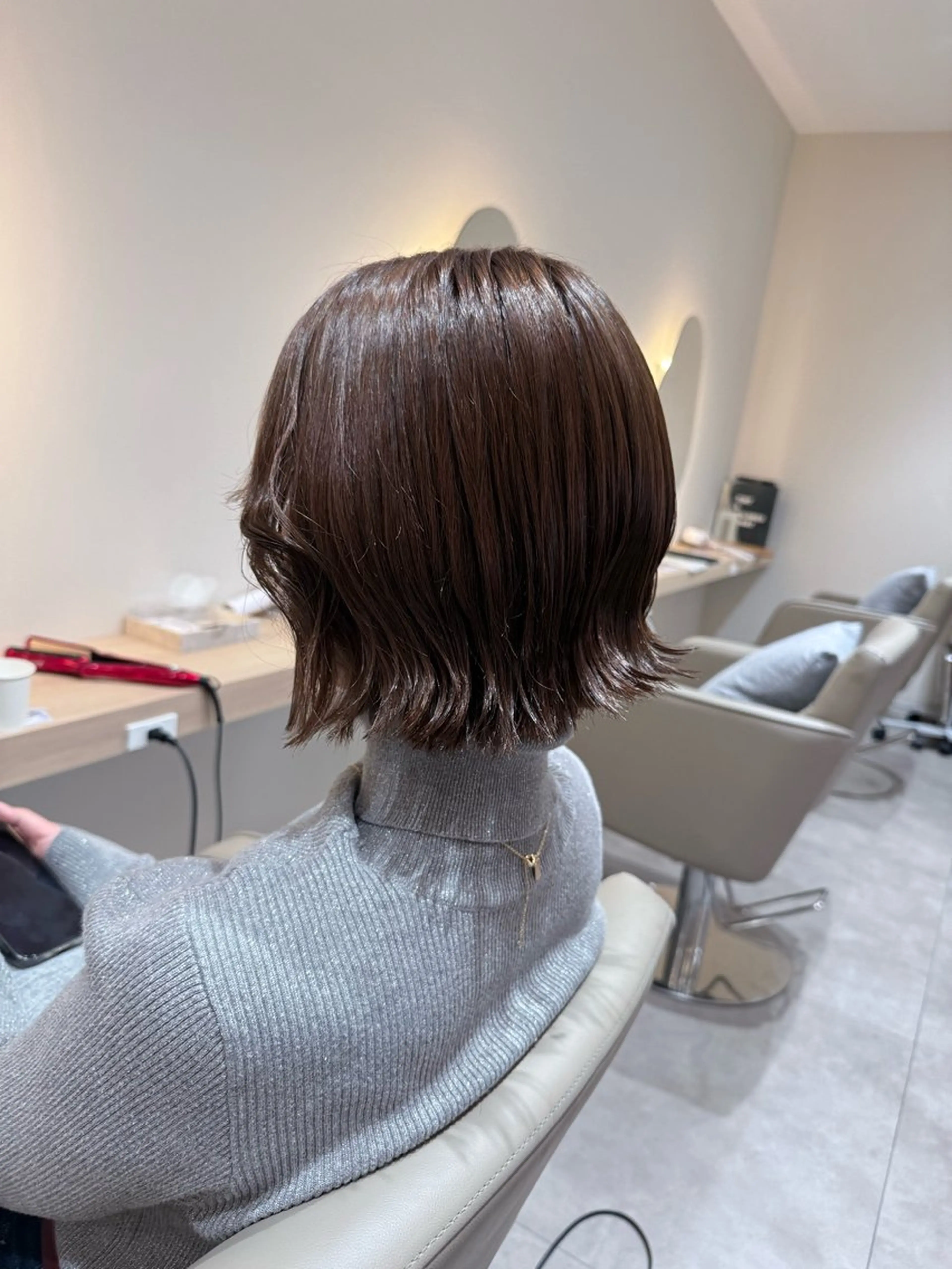 ショート ヘアカラー TOMO ~ blanc ~のヘアスタイル